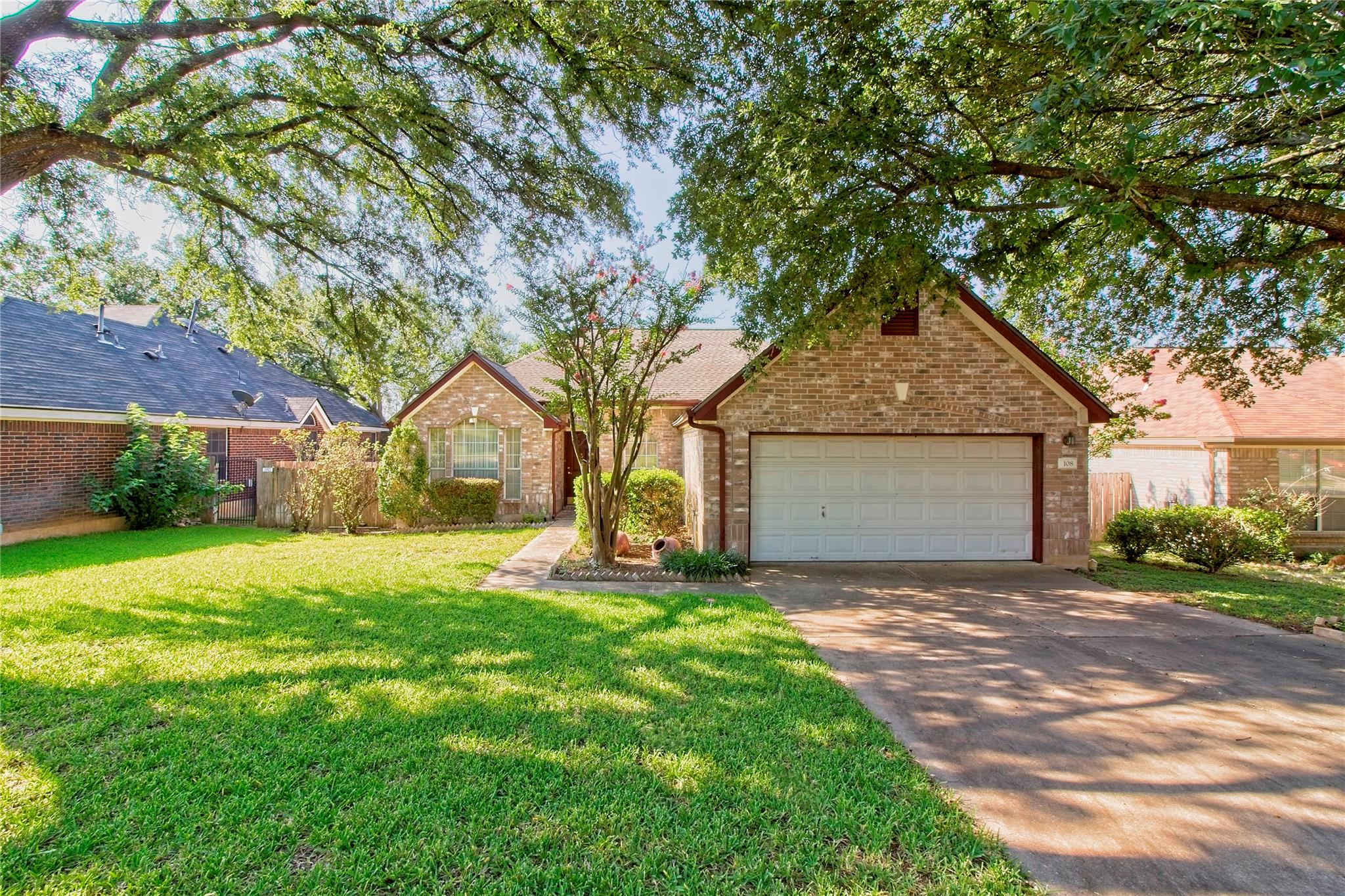 108 Rio Vista Dr, Georgetown, TX 78626