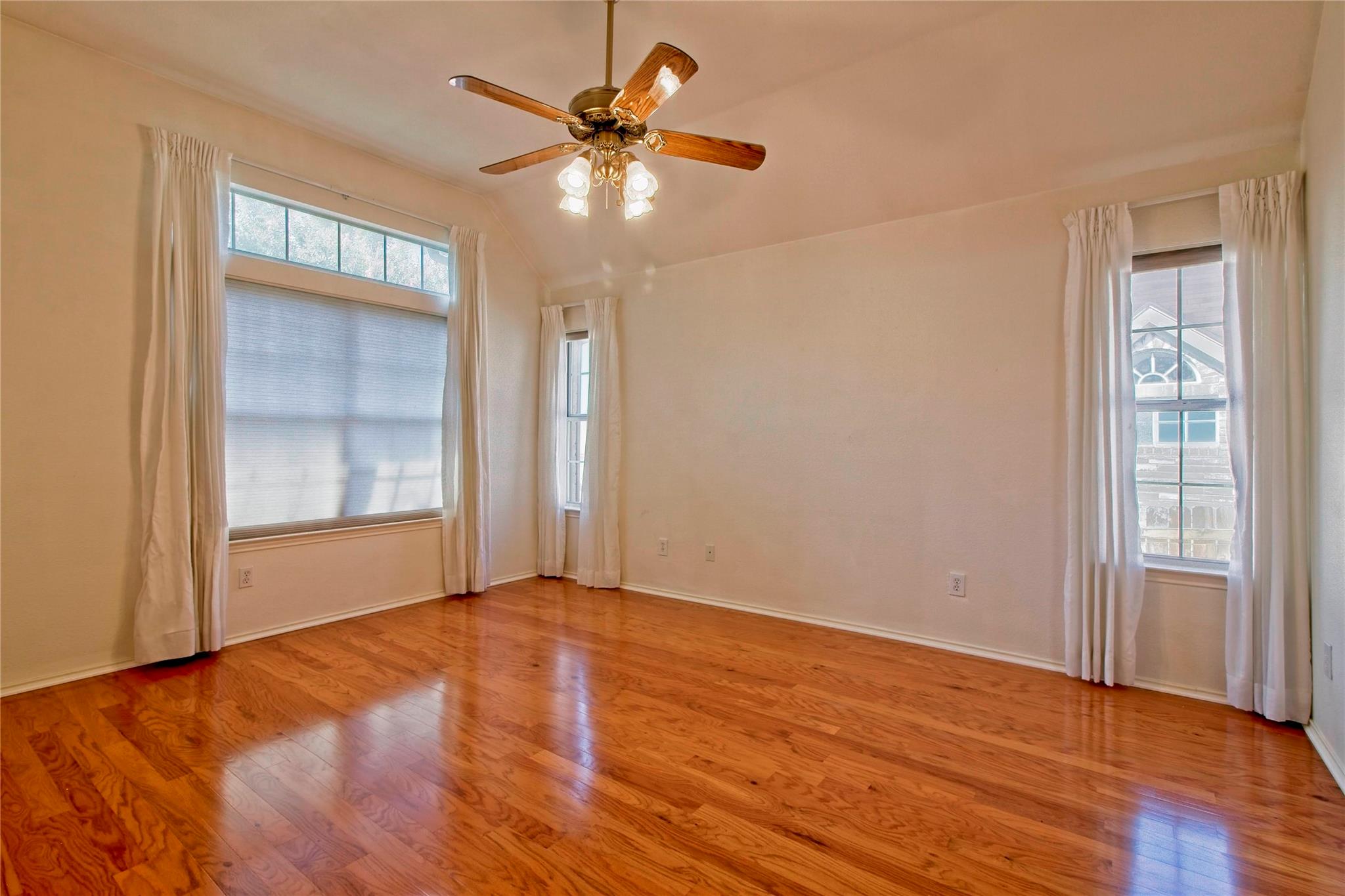 108 Rio Vista Dr, Georgetown, TX 78626