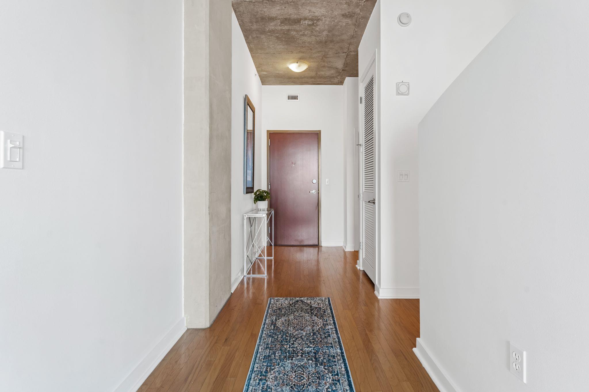 360 Nueces St # 3703, Austin, TX 78701