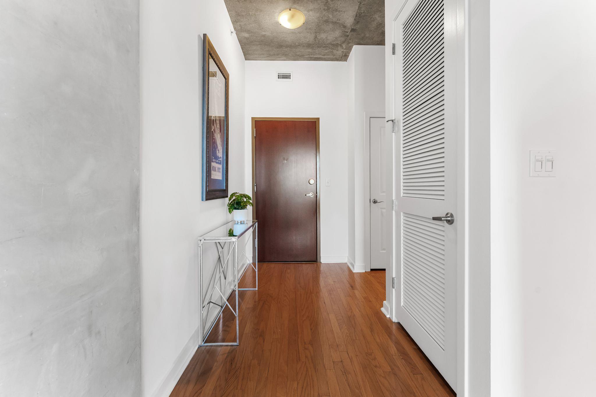 360 Nueces St # 3703, Austin, TX 78701