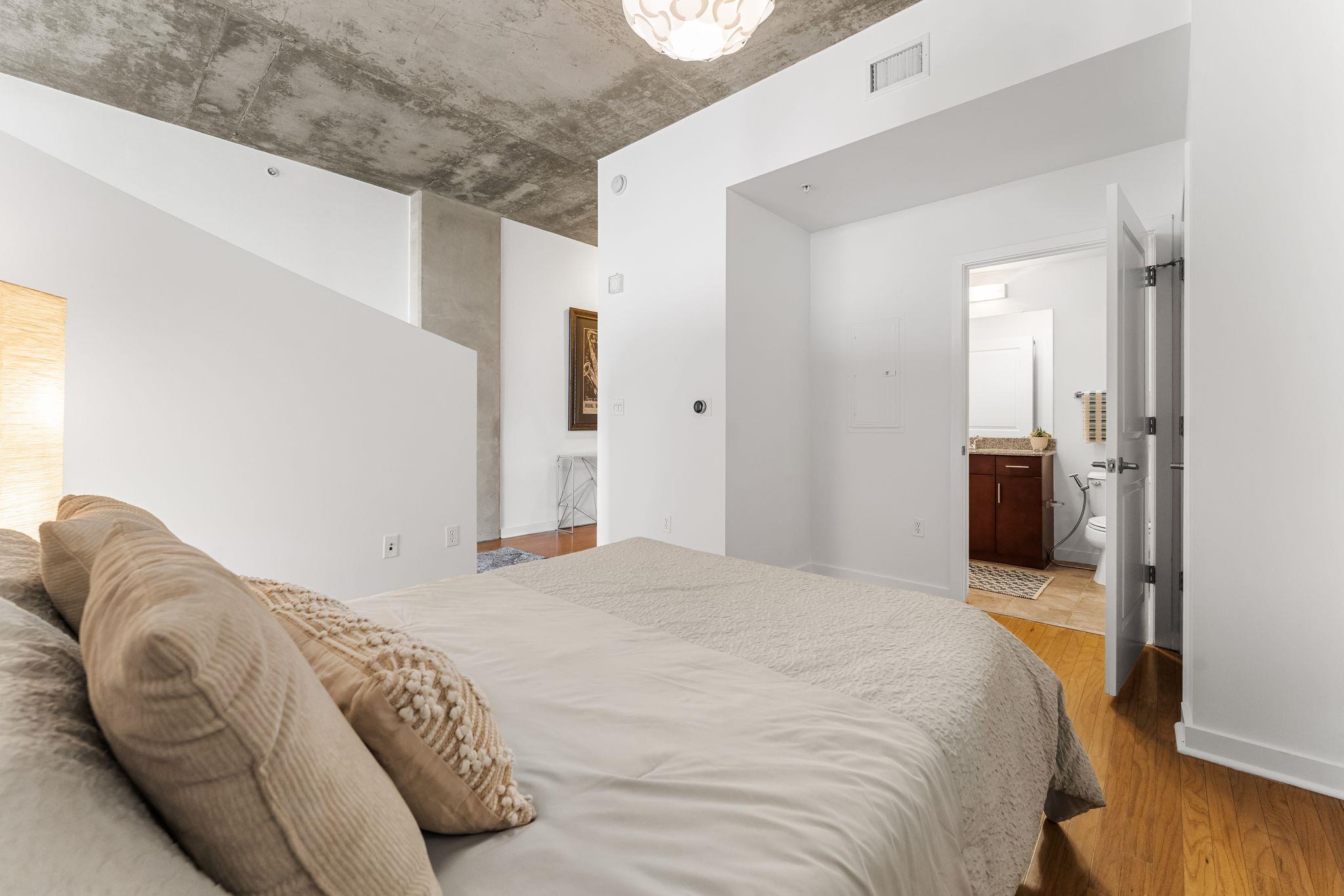 360 Nueces St # 3703, Austin, TX 78701