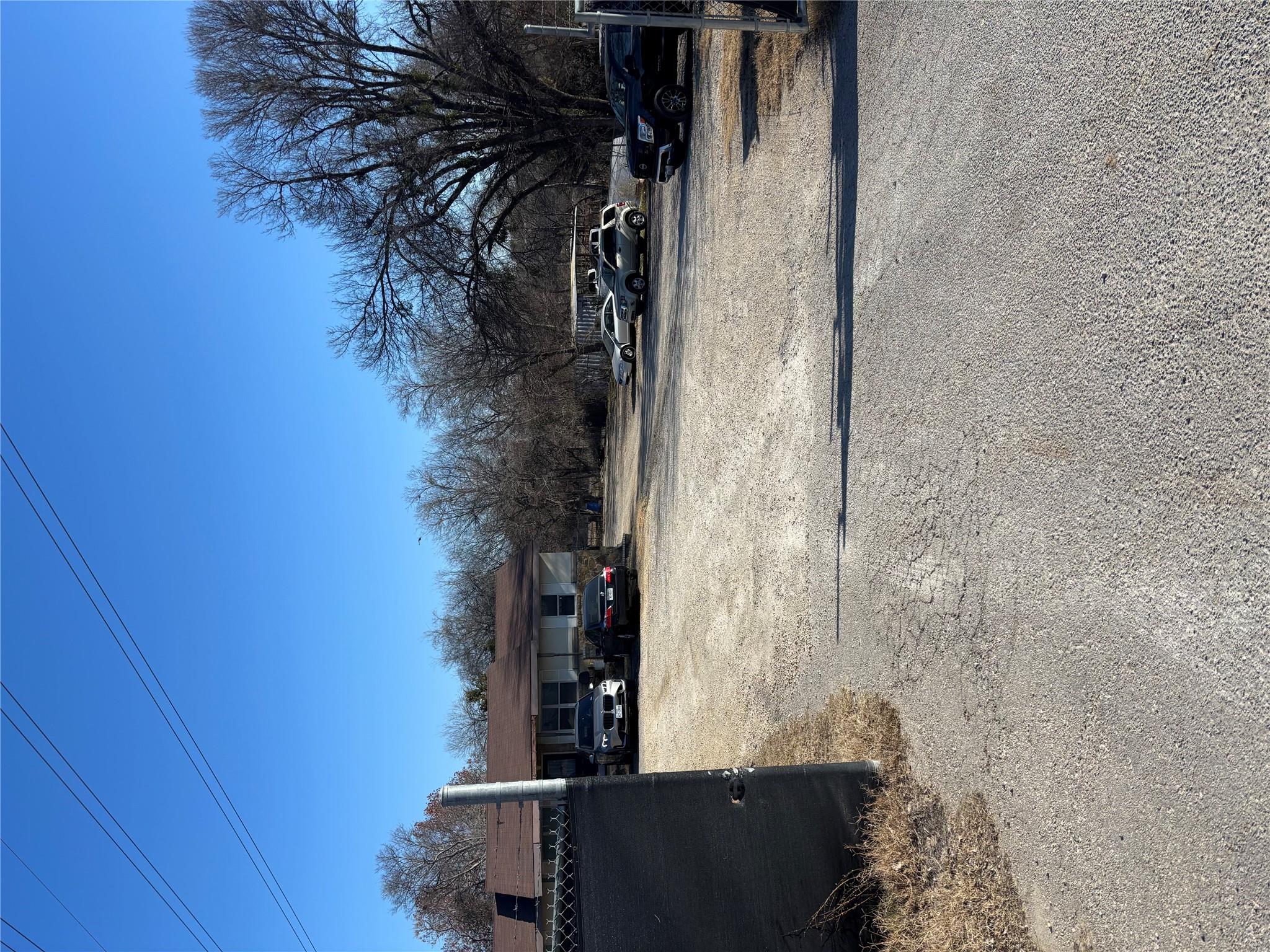 2214 Gardenia Dr, Austin, TX 78727