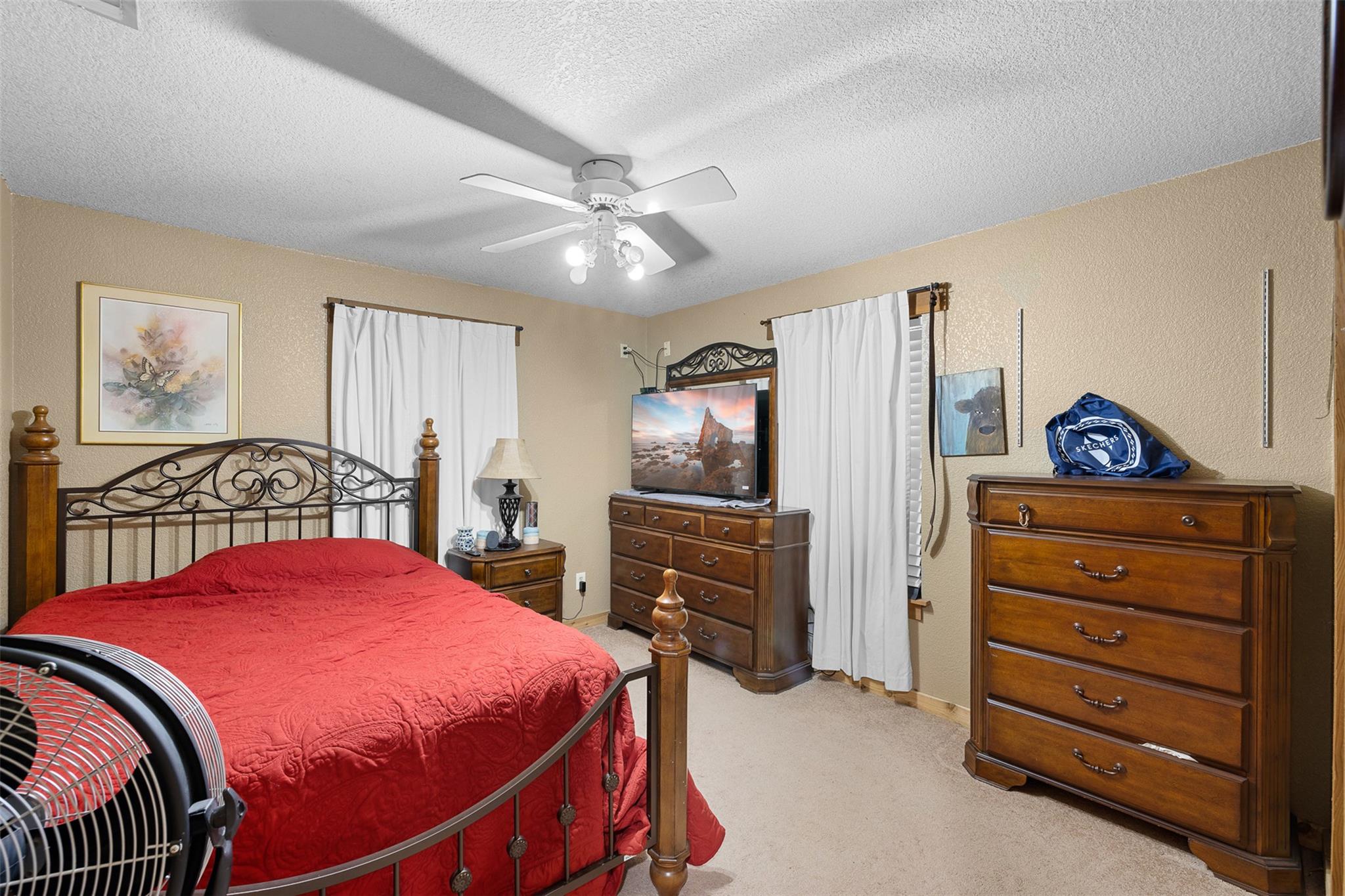 7393 N State Highway 80, Nixon, TX 78140