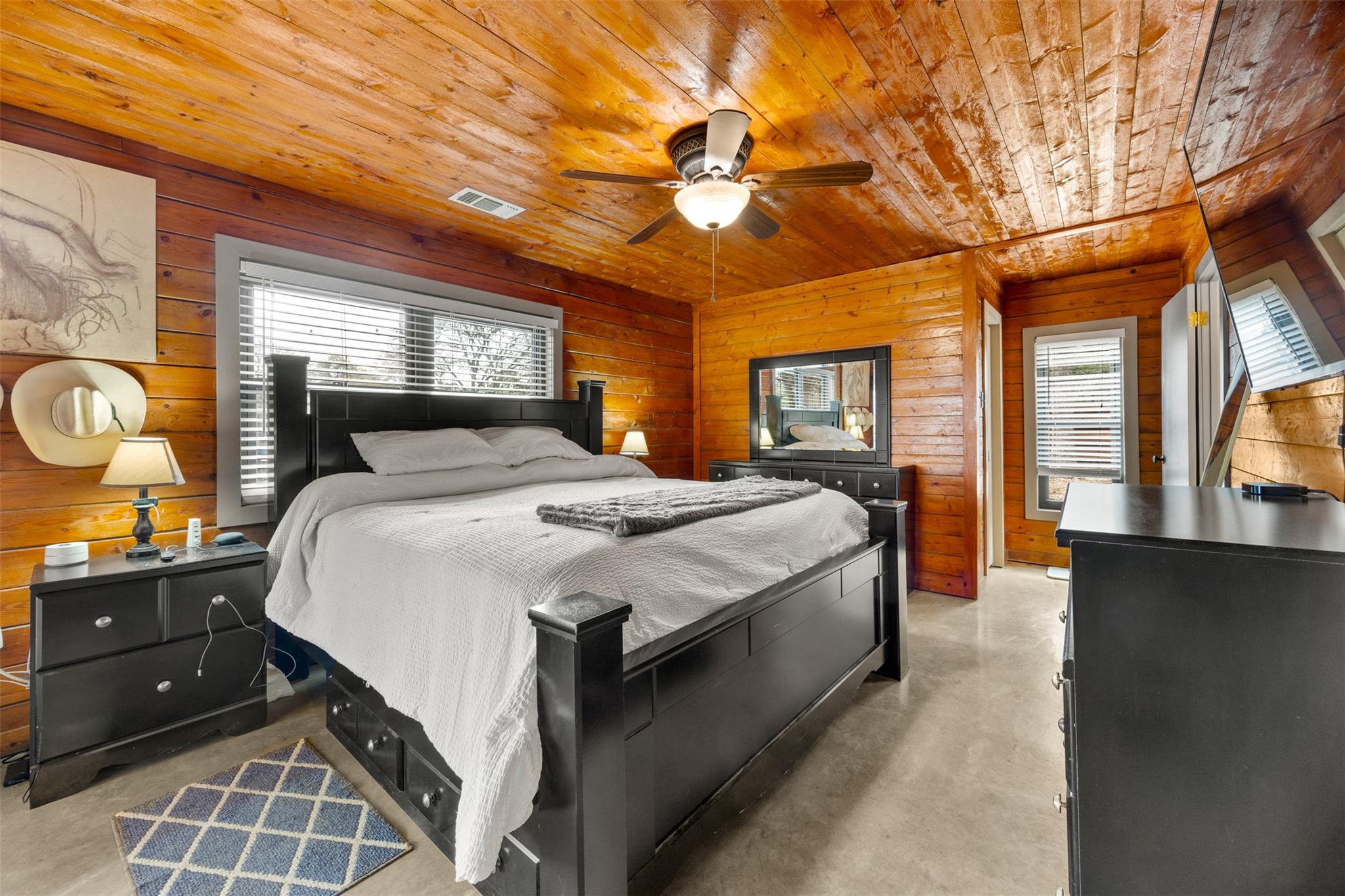 301 Green Acres Dr, Wimberley, TX 78676