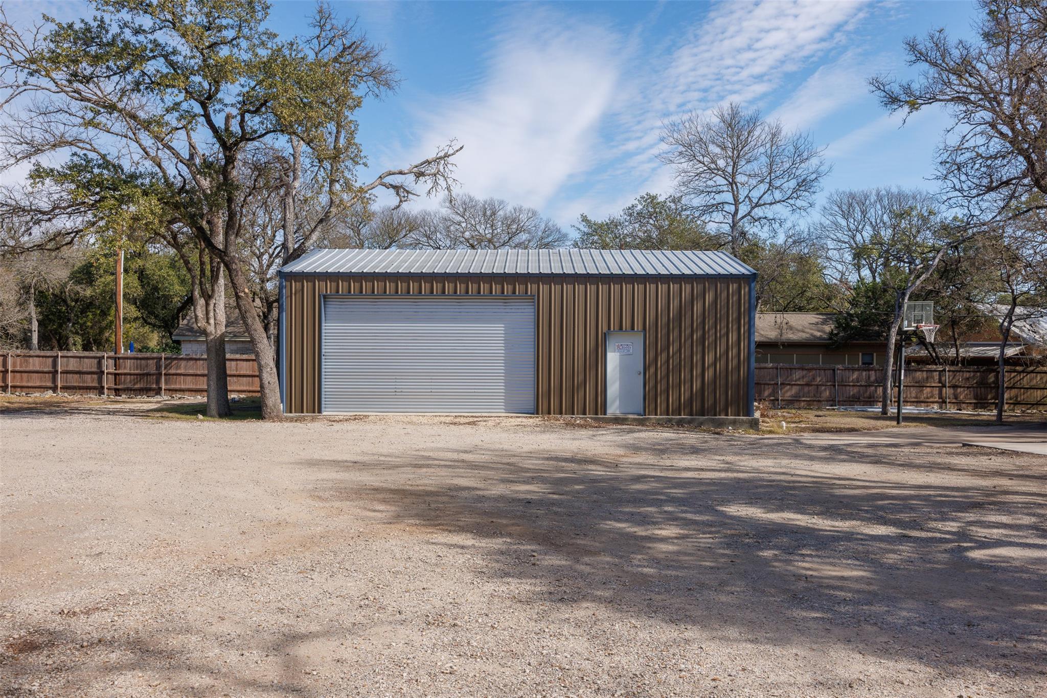 301 Green Acres Dr, Wimberley, TX 78676