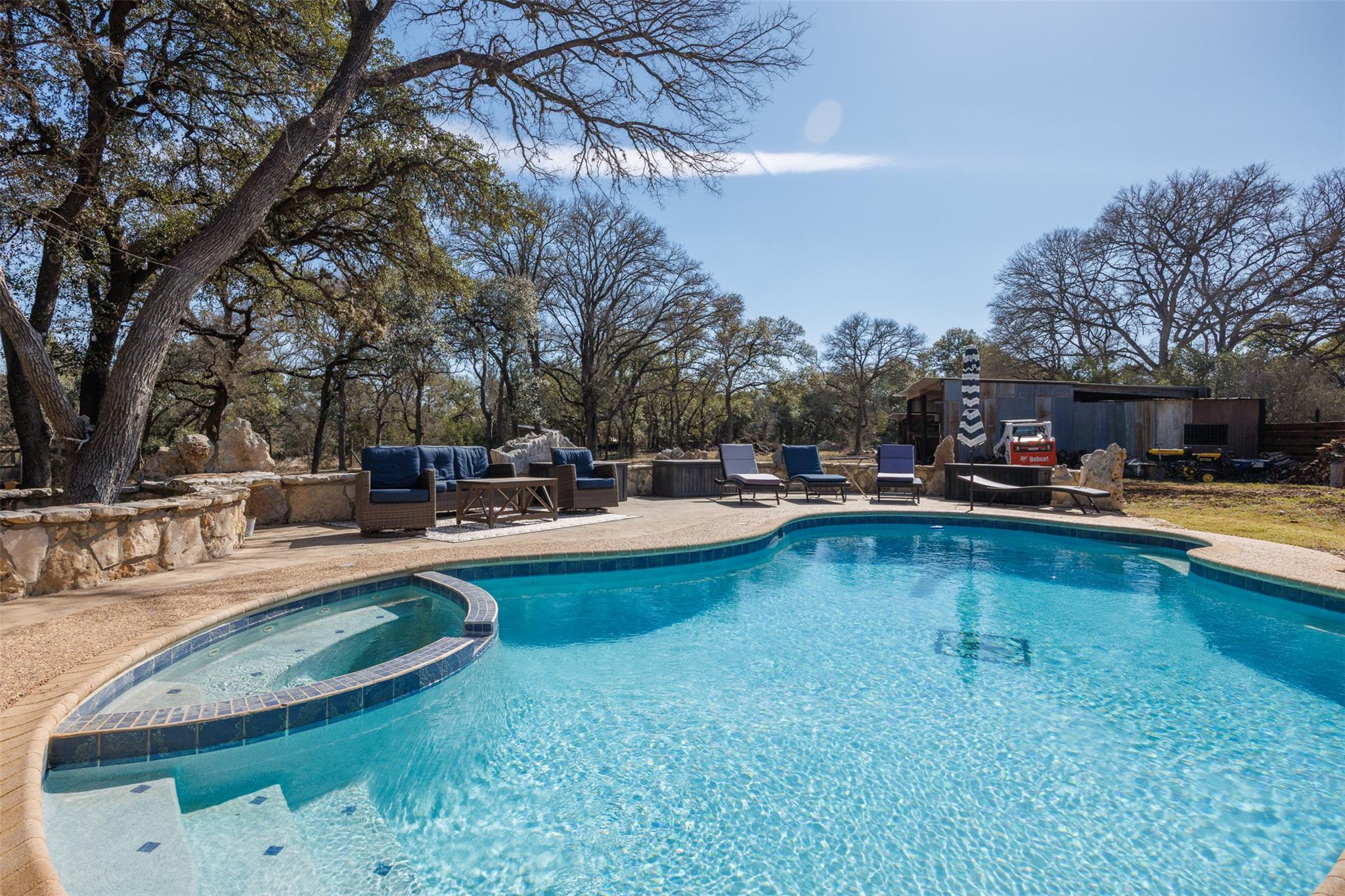 301 Green Acres Dr, Wimberley, TX 78676