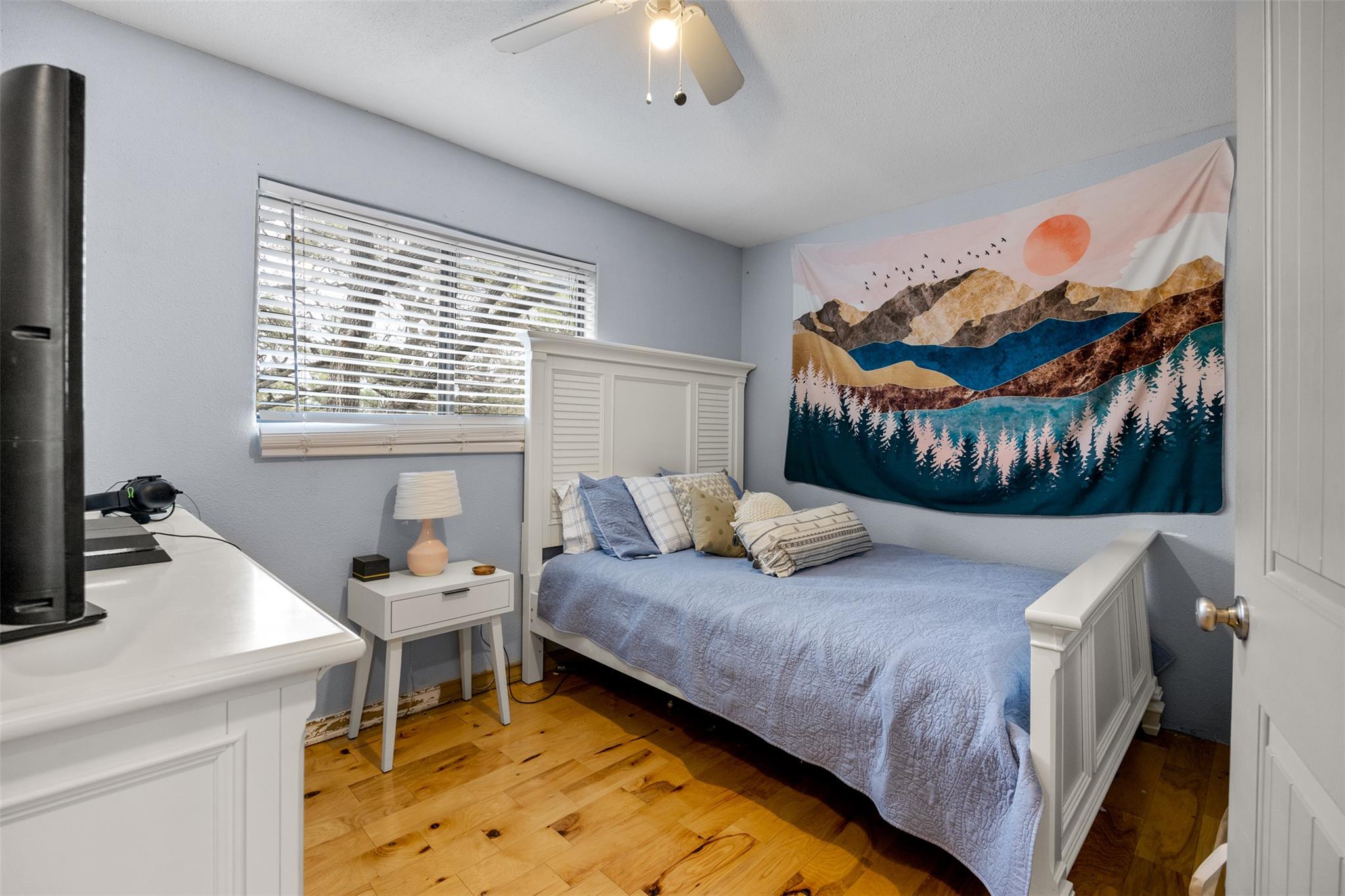 301 Green Acres Dr, Wimberley, TX 78676