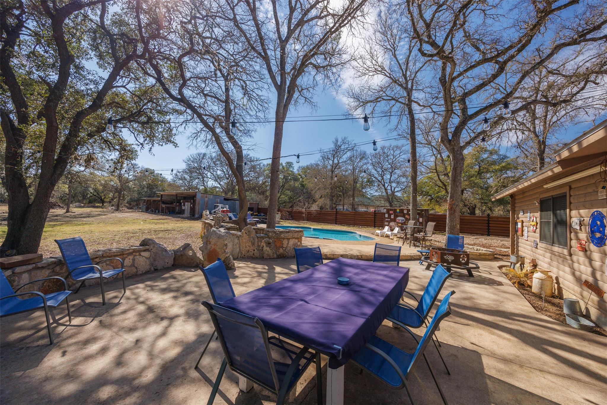 301 Green Acres Dr, Wimberley, TX 78676