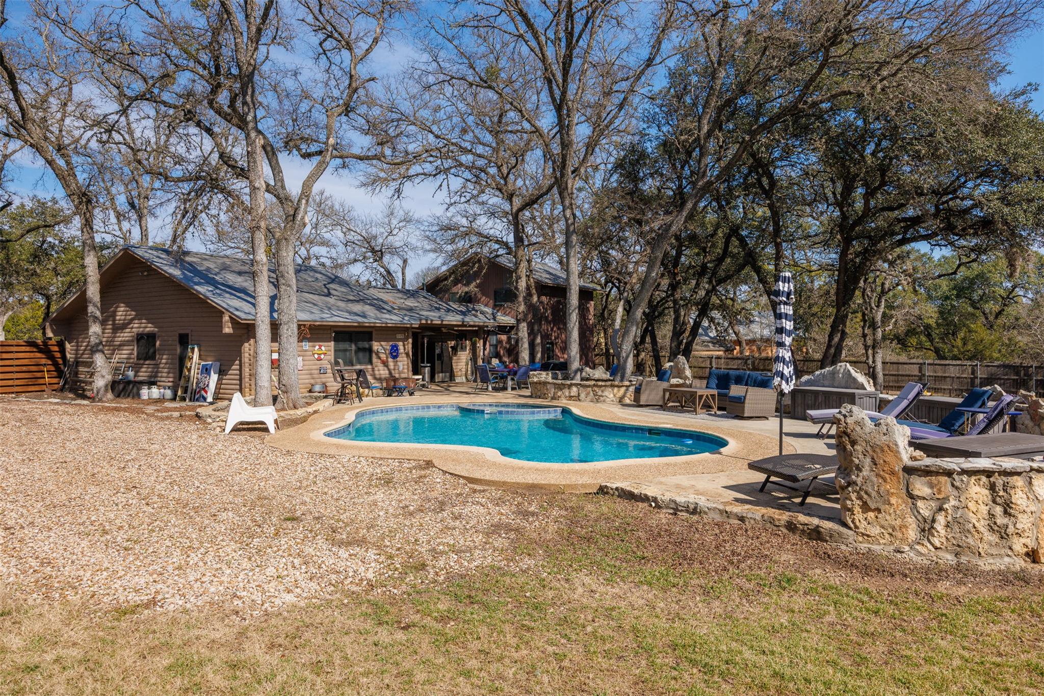301 Green Acres Dr, Wimberley, TX 78676