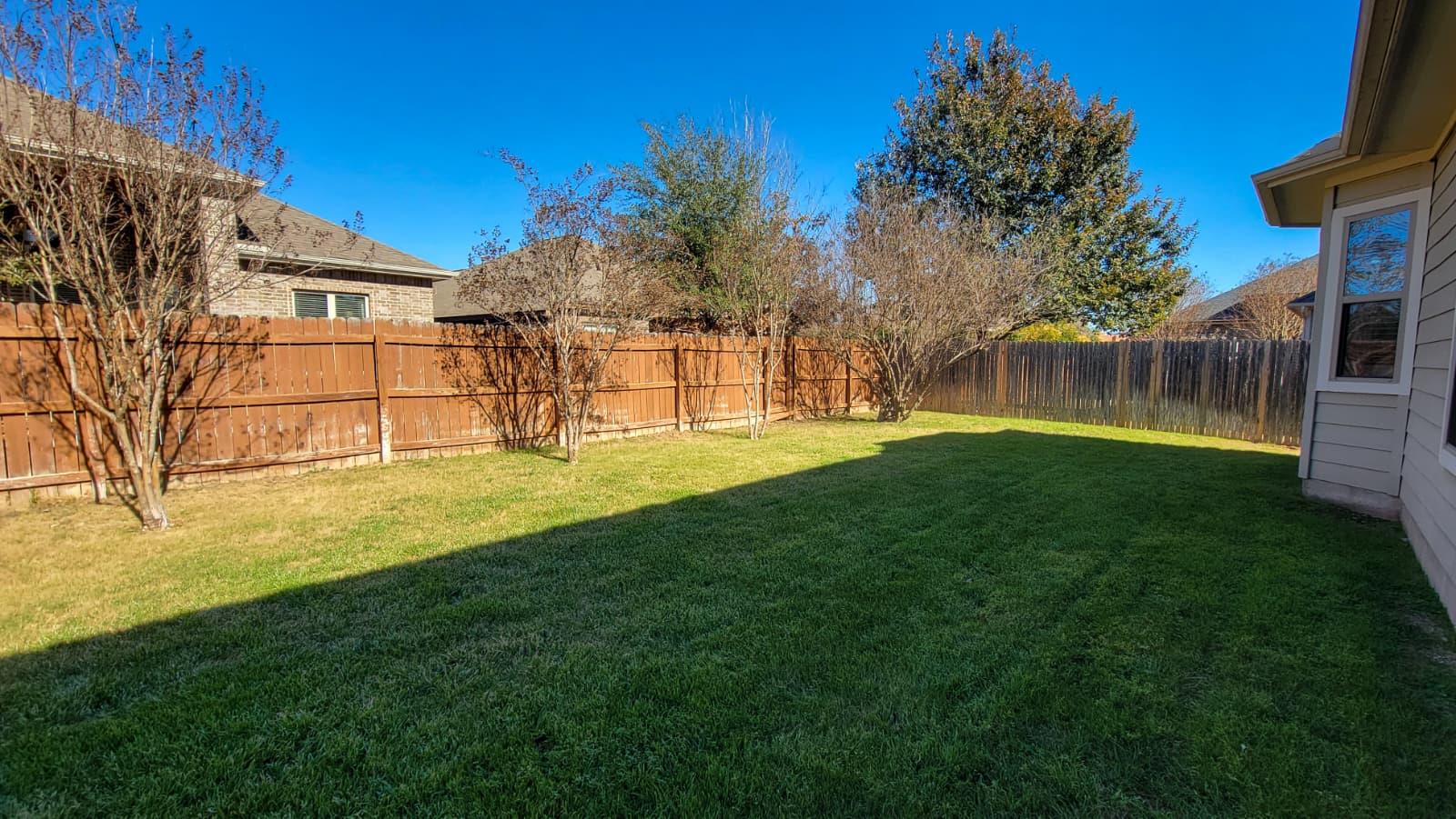 706 Old Settlers Dr, San Marcos, TX 78666