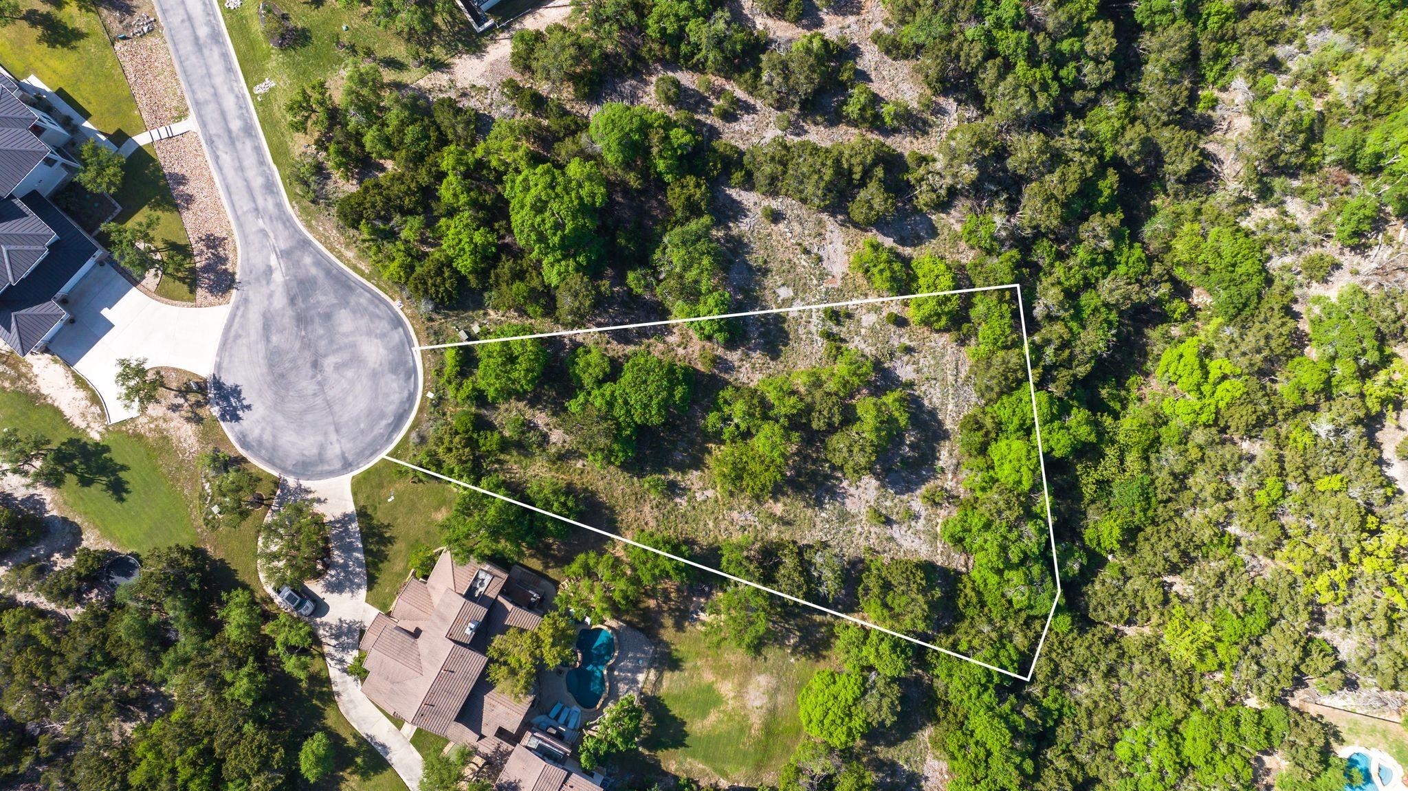 16900 Northlake Hills Dr, Jonestown, TX 78645