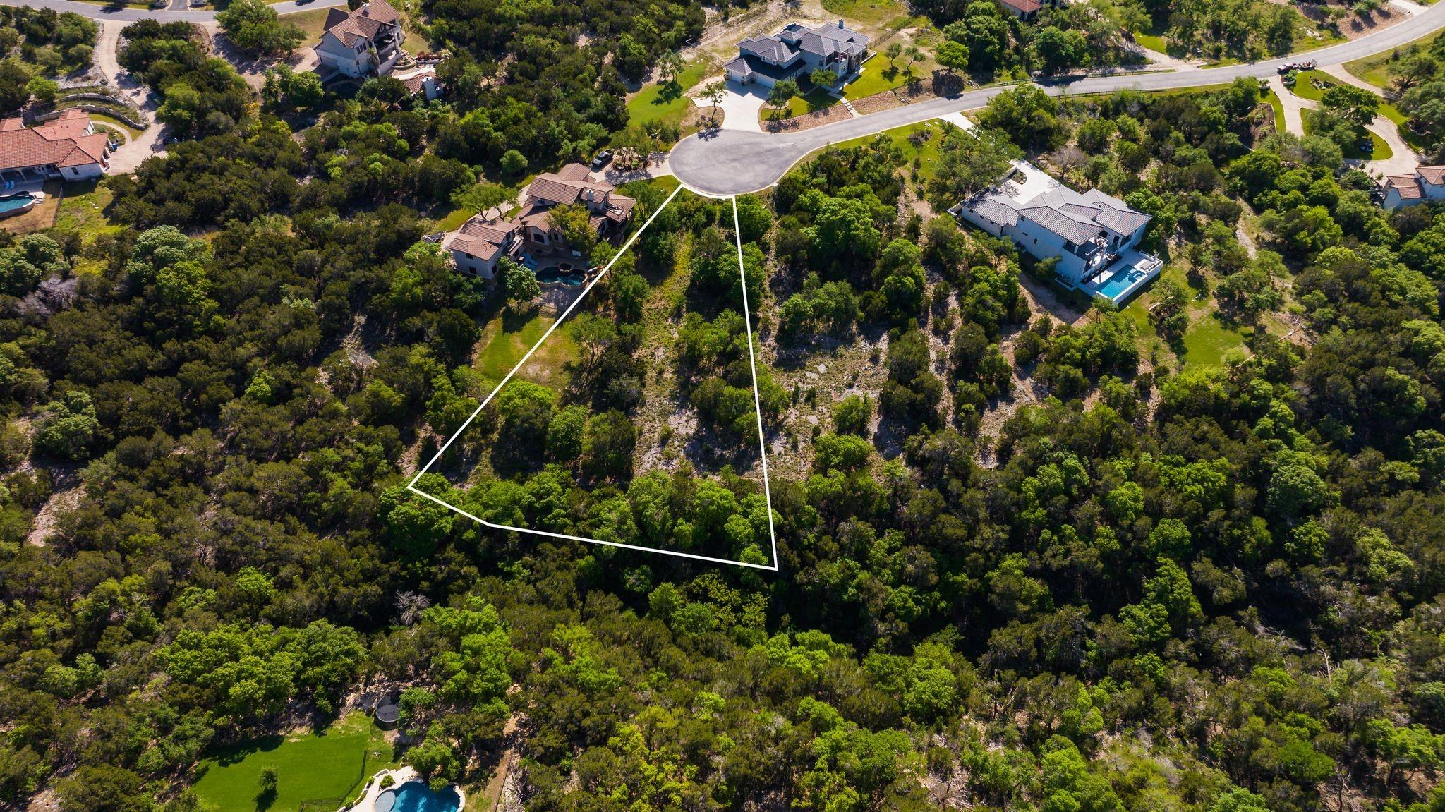 16900 Northlake Hills Dr, Jonestown, TX 78645