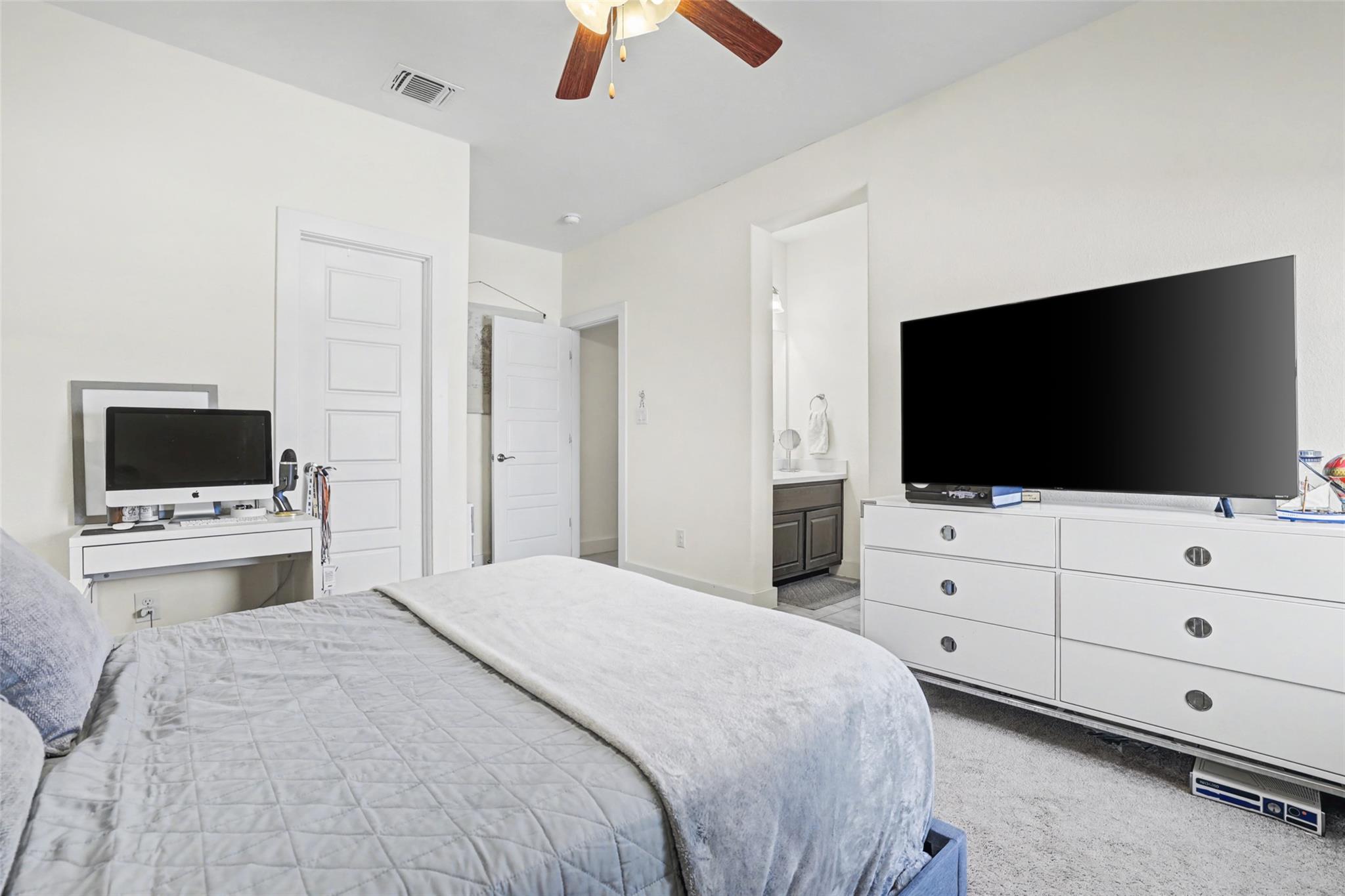 407 Forza Viola Way, Austin, TX 78738