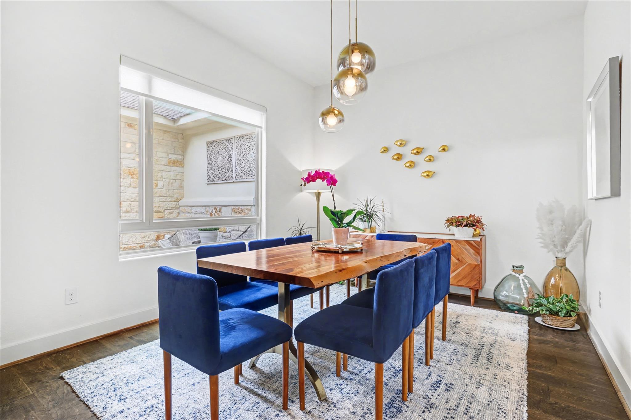 407 Forza Viola Way, Austin, TX 78738