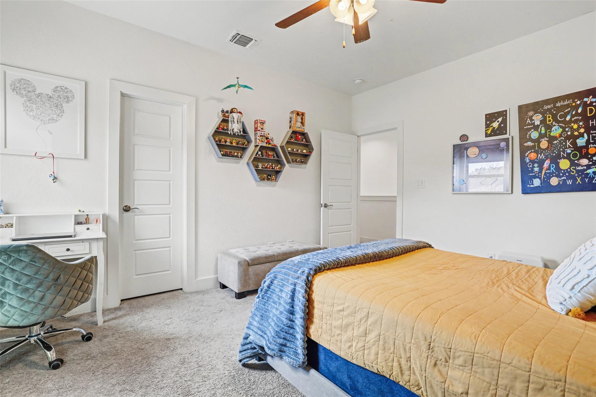 407 Forza Viola Way, Austin, TX 78738