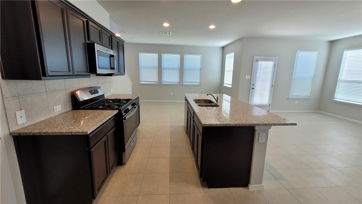 11605 Lago De Garda Dr, Austin, TX 78747