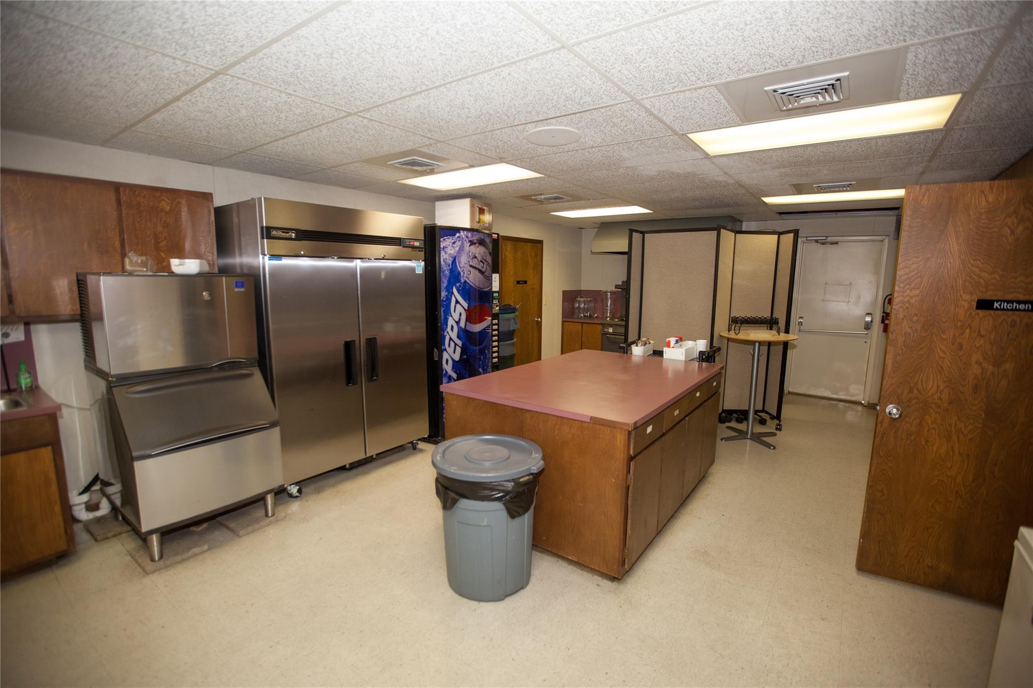 1004 W Whitestone Blvd, Cedar Park, TX 78613