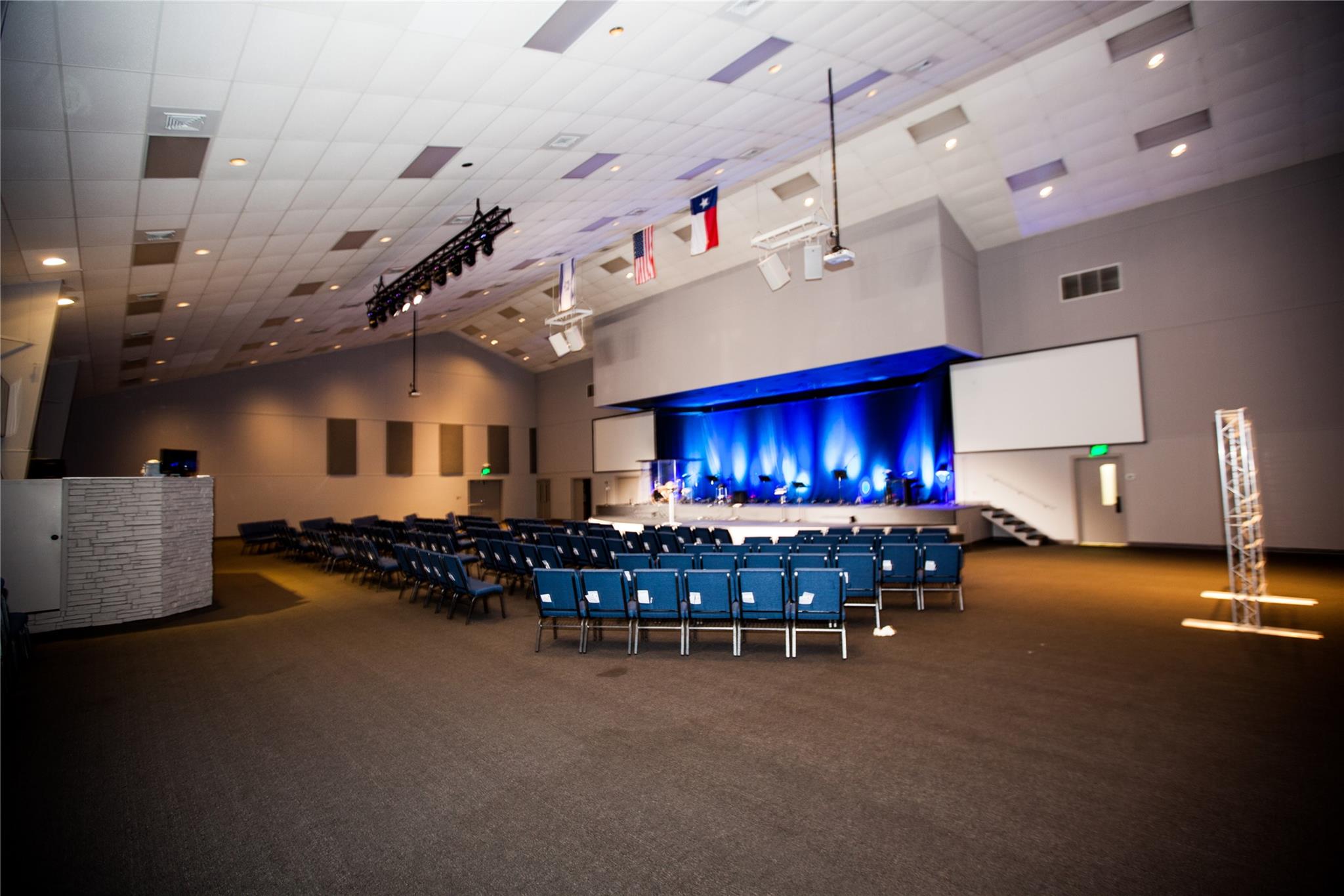 1004 W Whitestone Blvd, Cedar Park, TX 78613