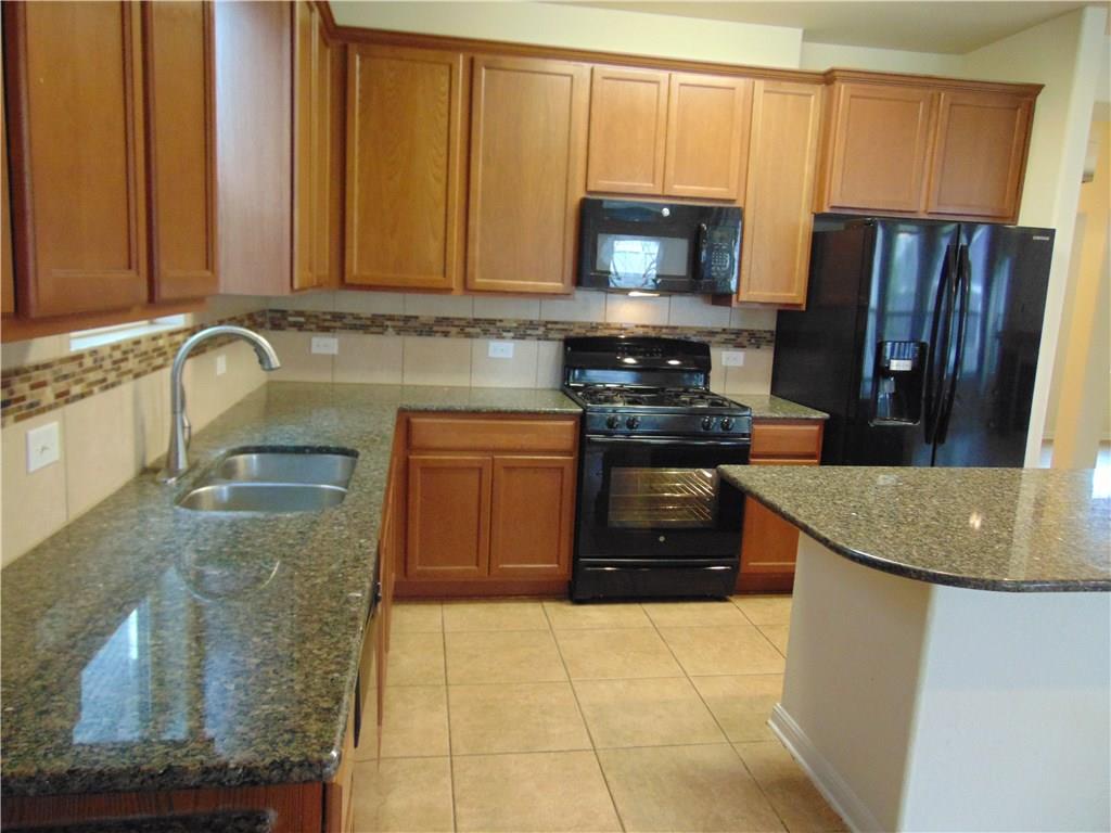 5208 Hellman, Kyle, TX 78640