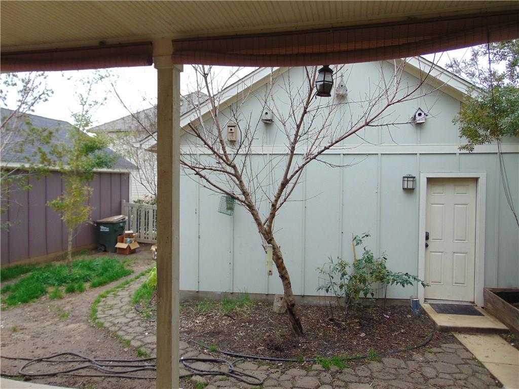 5208 Hellman, Kyle, TX 78640