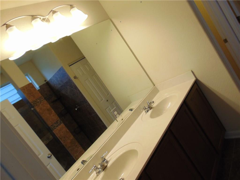 5208 Hellman, Kyle, TX 78640