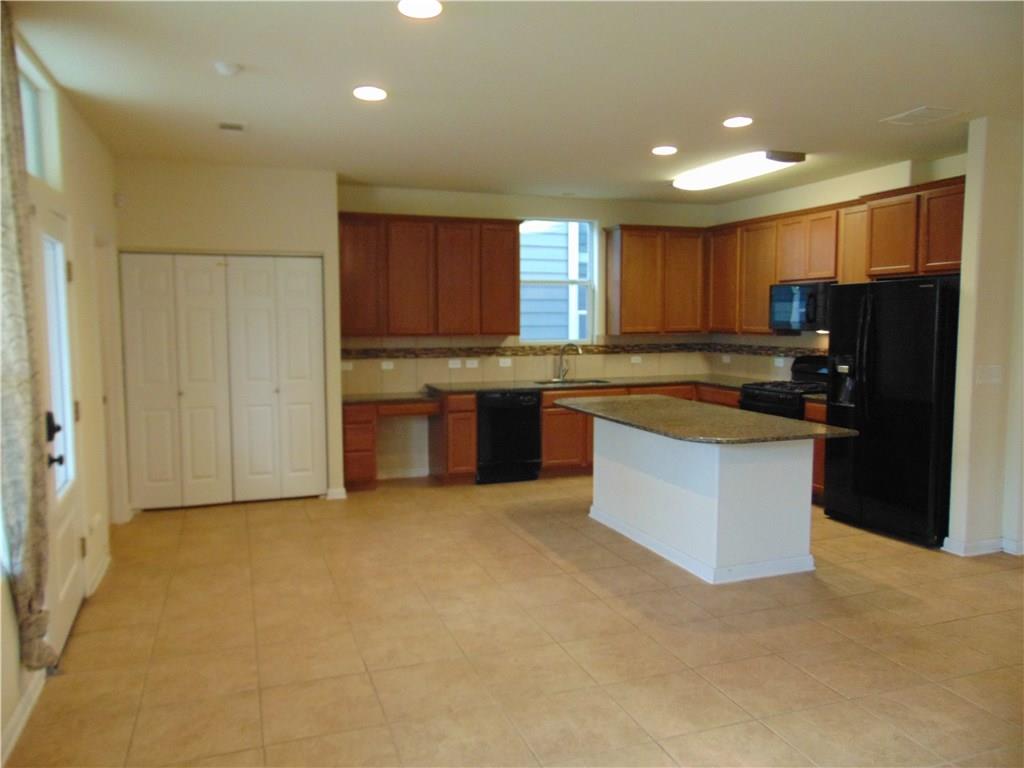 5208 Hellman, Kyle, TX 78640