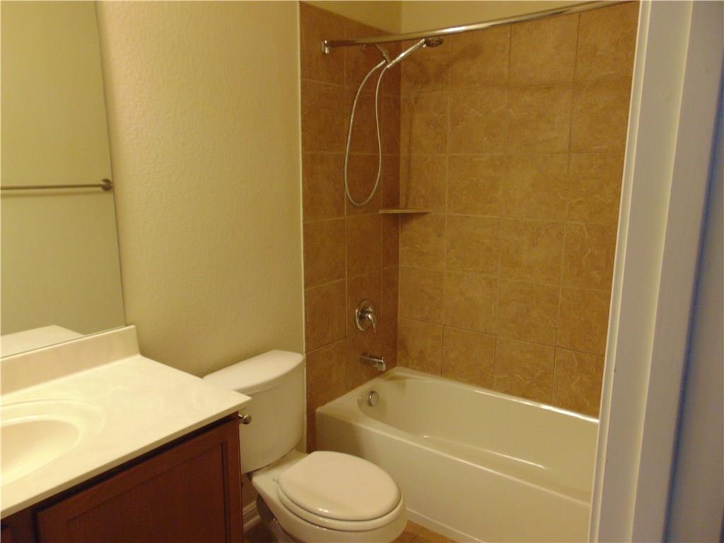 5208 Hellman, Kyle, TX 78640