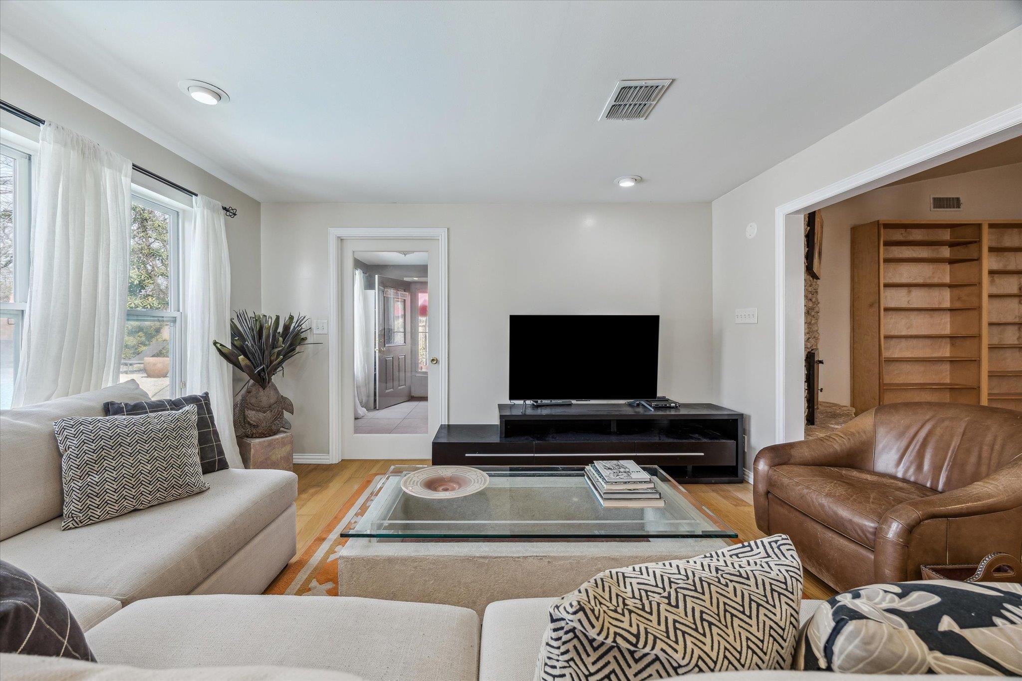 6702 Langston Dr, Austin, TX 78723