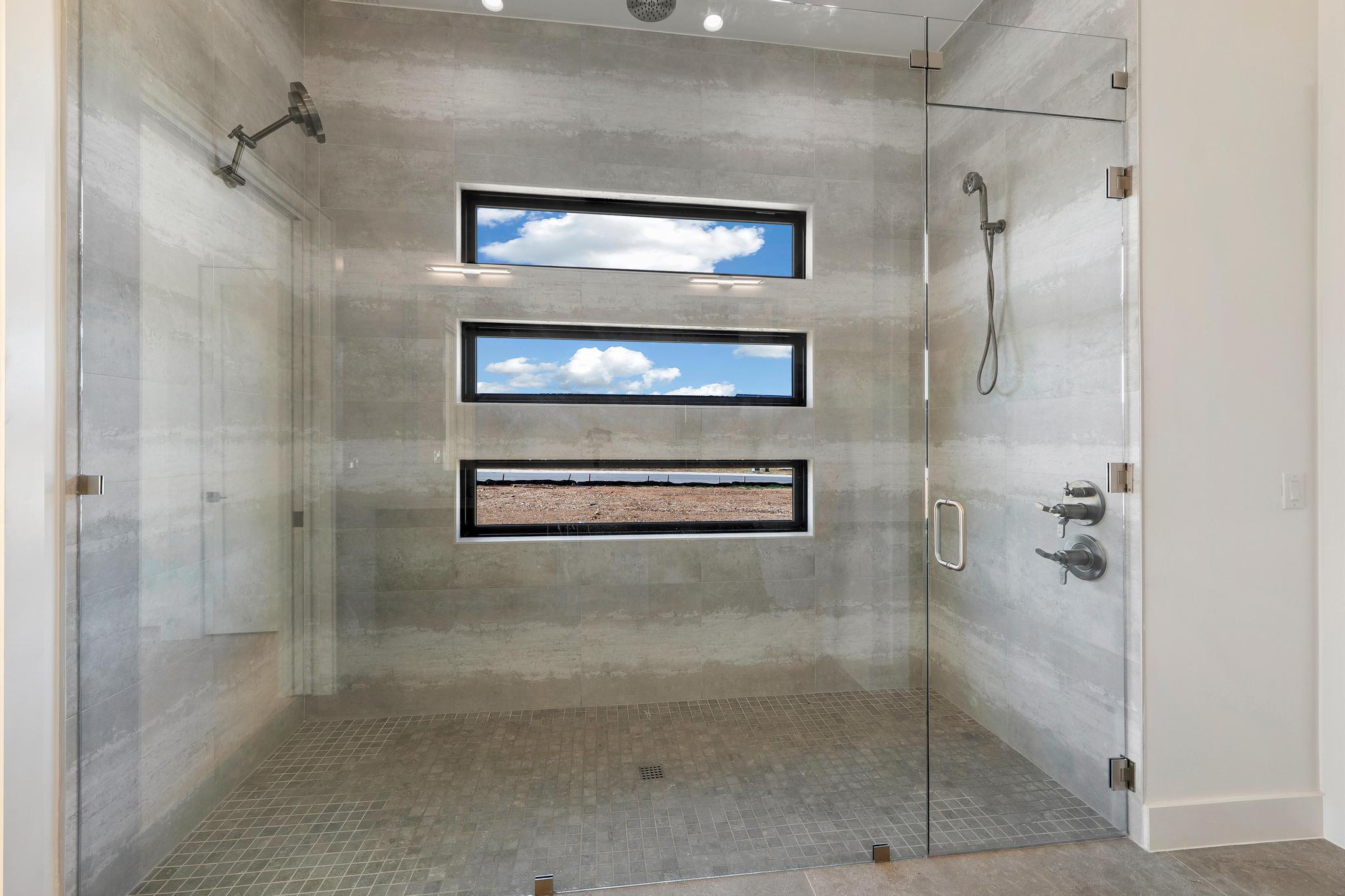 103 Via Roma Ct, Horseshoe Bay, TX 78657