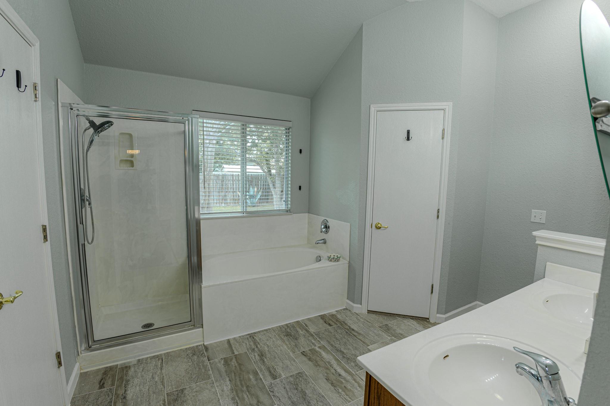 208 Discovery, Kyle, TX 78640