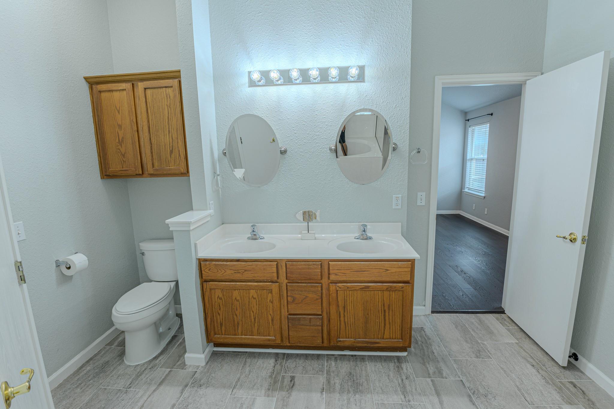 208 Discovery, Kyle, TX 78640