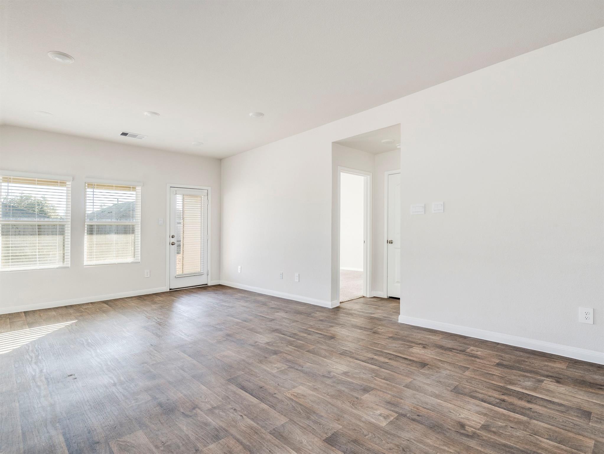 316 ADDISON Pl, Lockhart, TX 78644