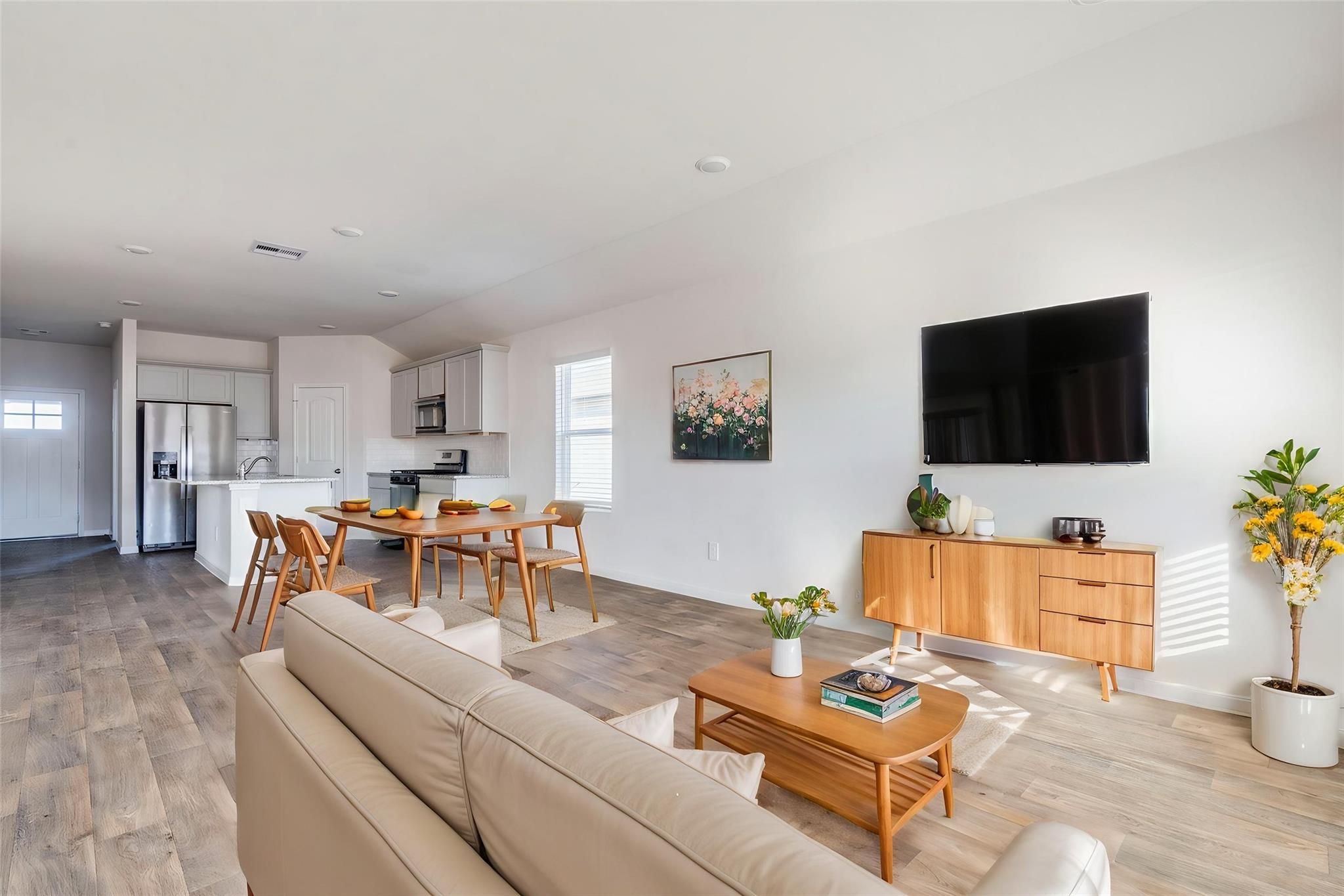 316 ADDISON Pl, Lockhart, TX 78644