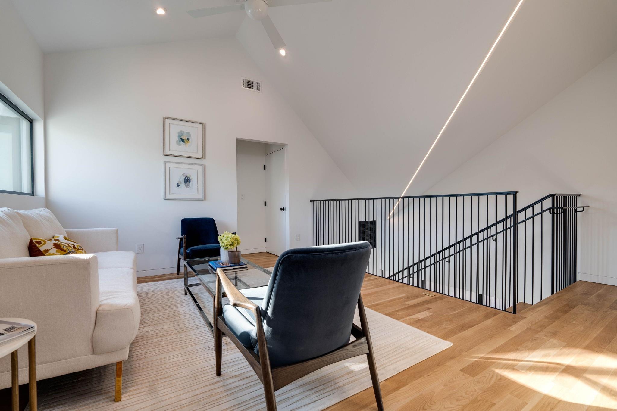 1111 W 31st St, Austin, TX 78705