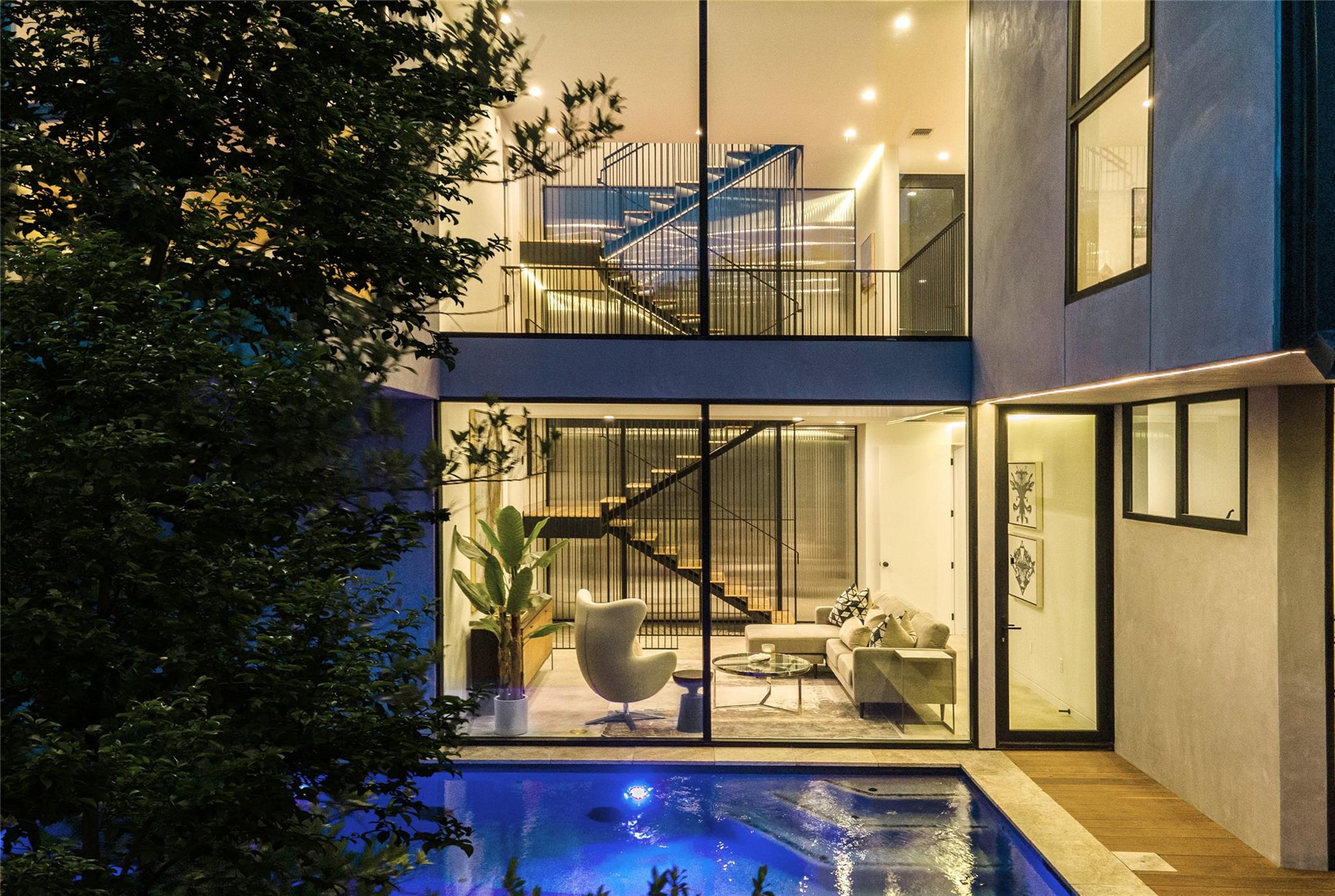 1111 W 31st St, Austin, TX 78705