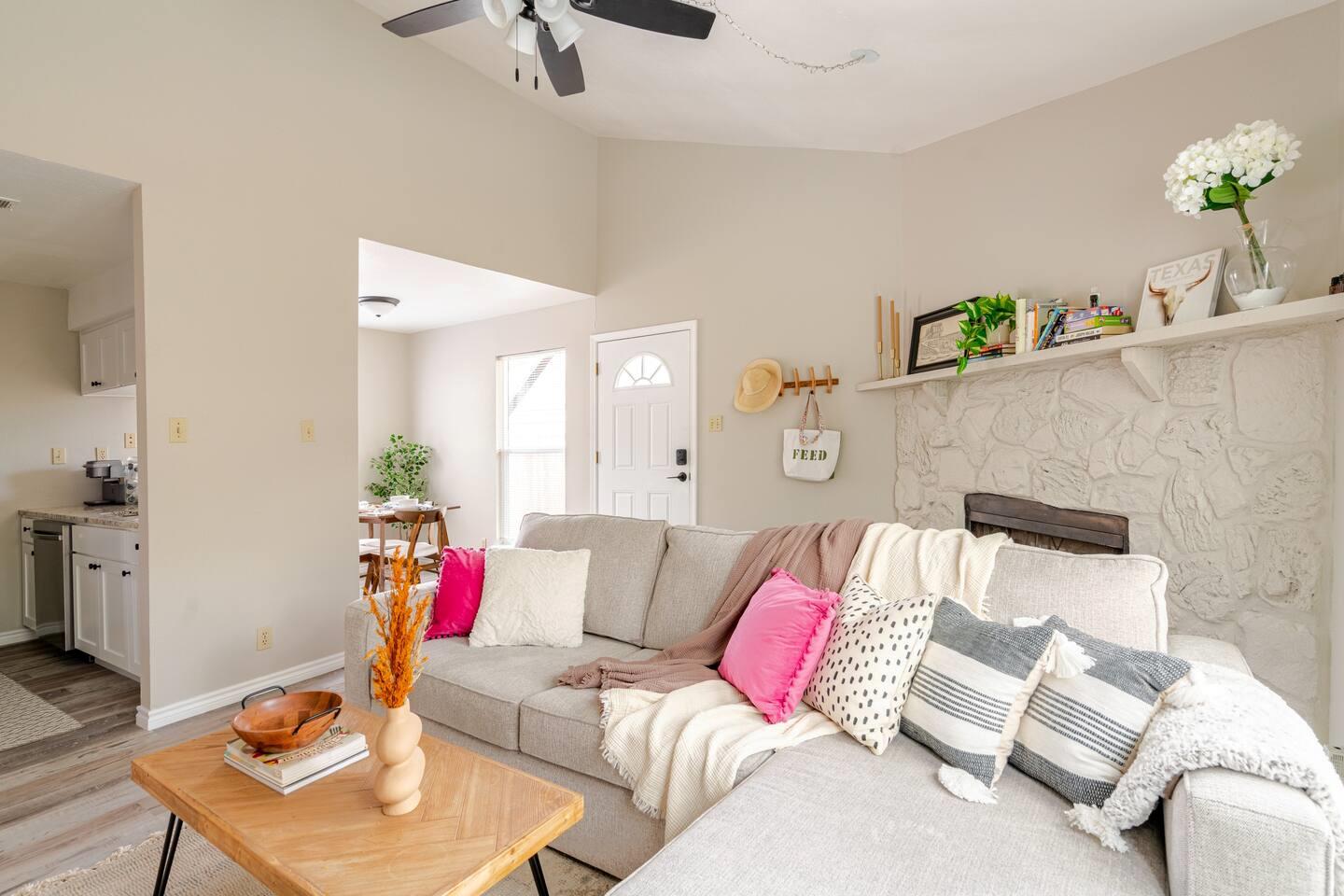 6307 Okner Ln # A, Austin, TX 78745