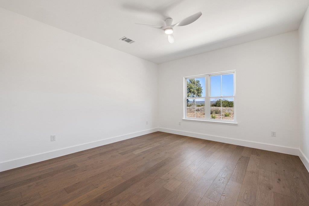 5 Shilo Cv, Wimberley, TX 78676