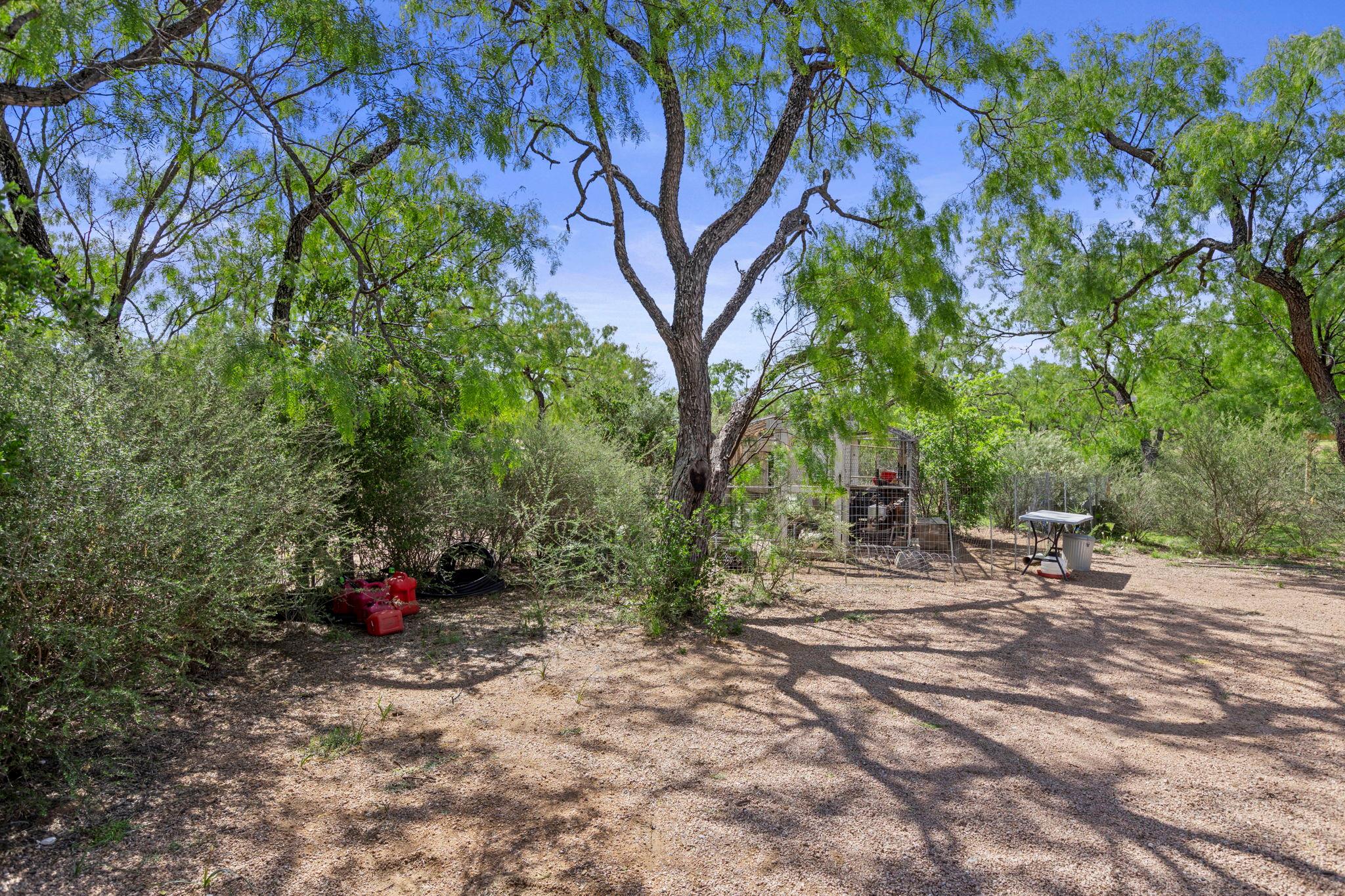 813 Airway St, Kingsland, TX 78639