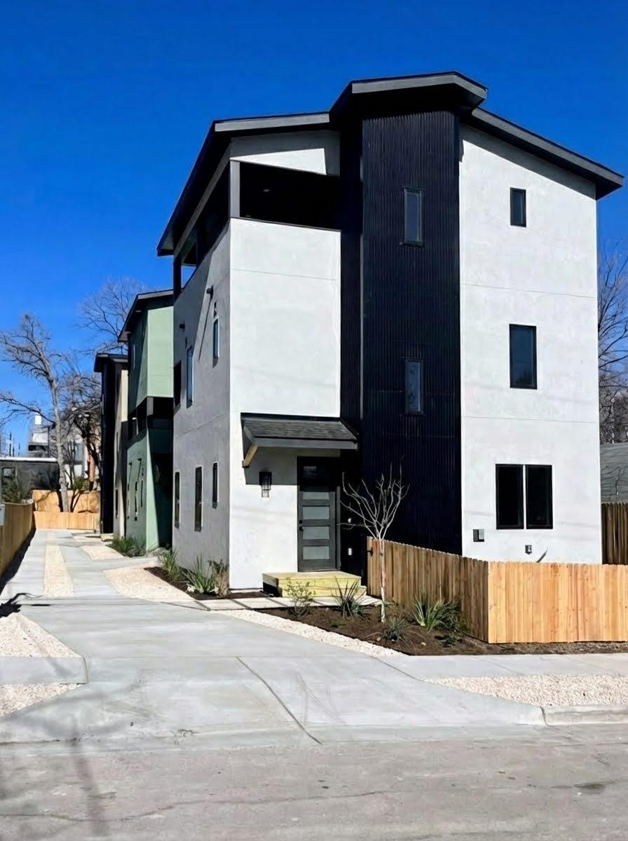 2818 E 22nd St # 1, Austin, TX 78722