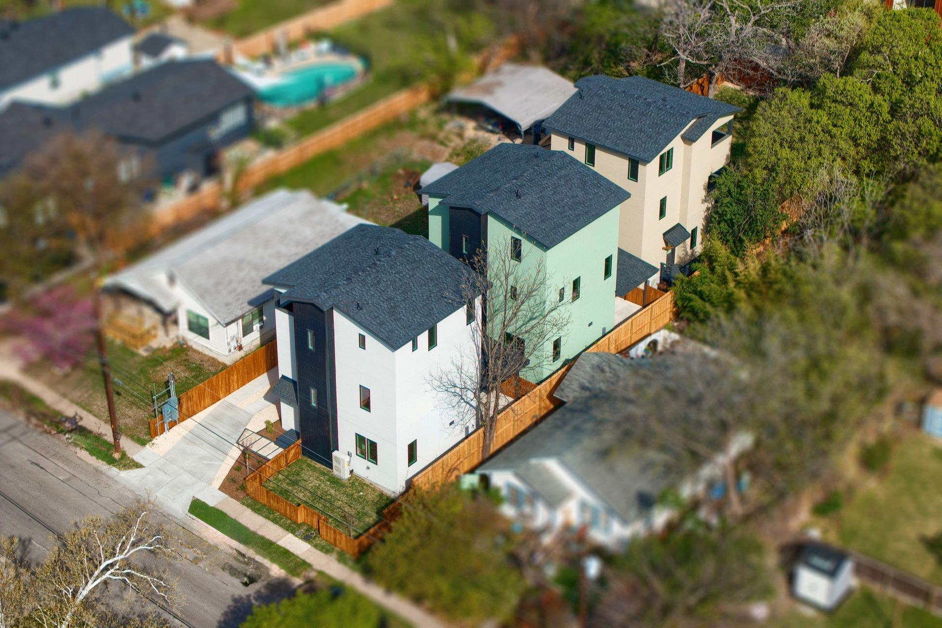 2818 E 22nd St # 1, Austin, TX 78722