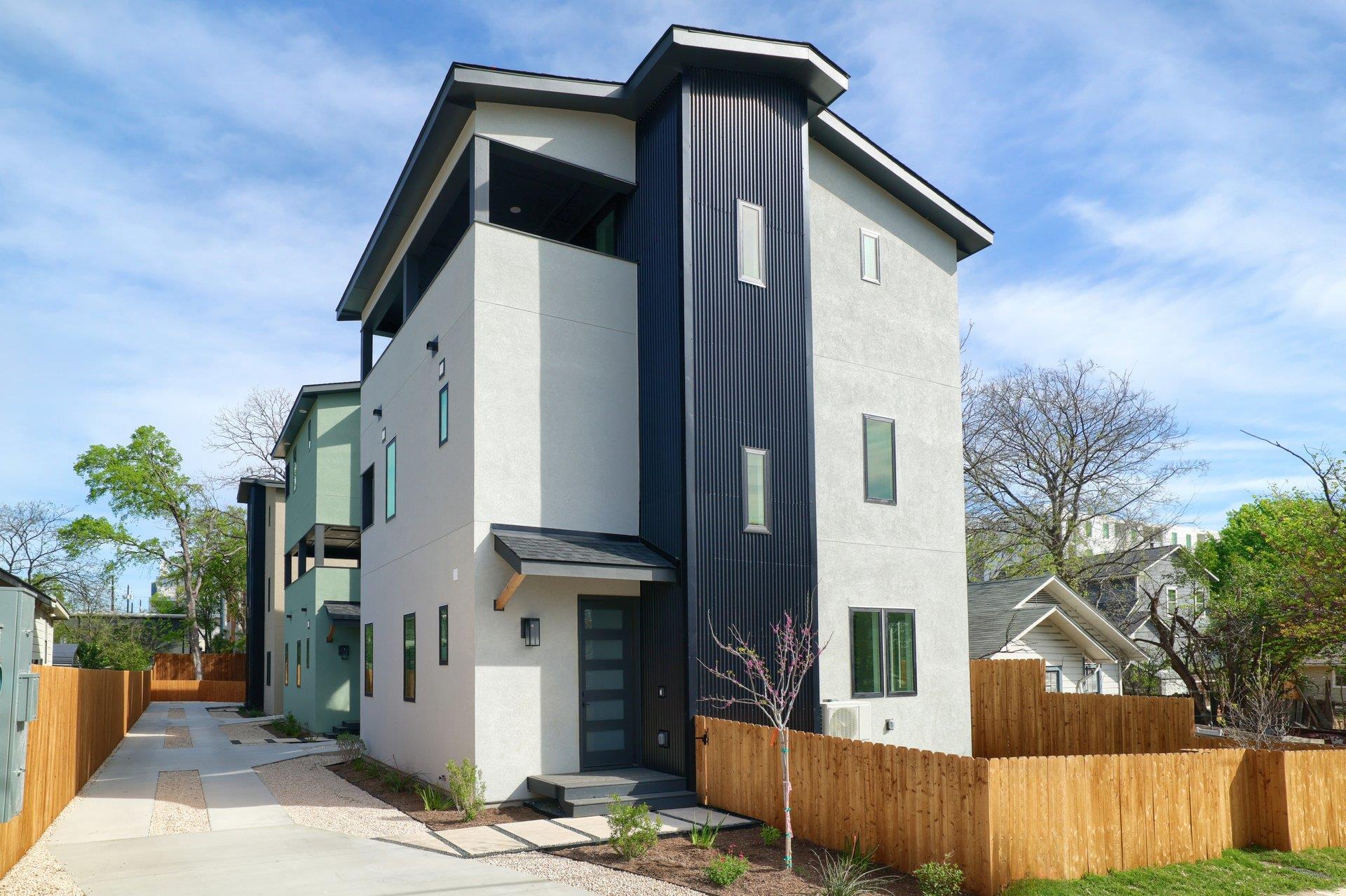 2818 E 22nd St # 1, Austin, TX 78722