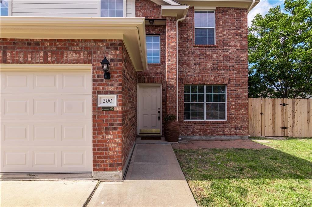 200 Almquist St, Hutto, TX 78634