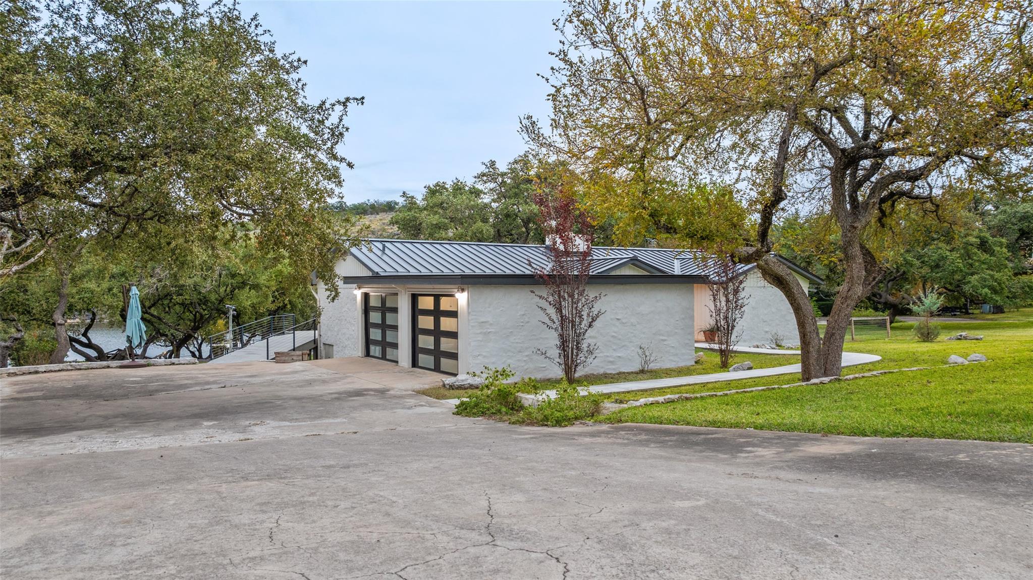 1204 Los Escondidos St, Marble Falls, TX 78654
