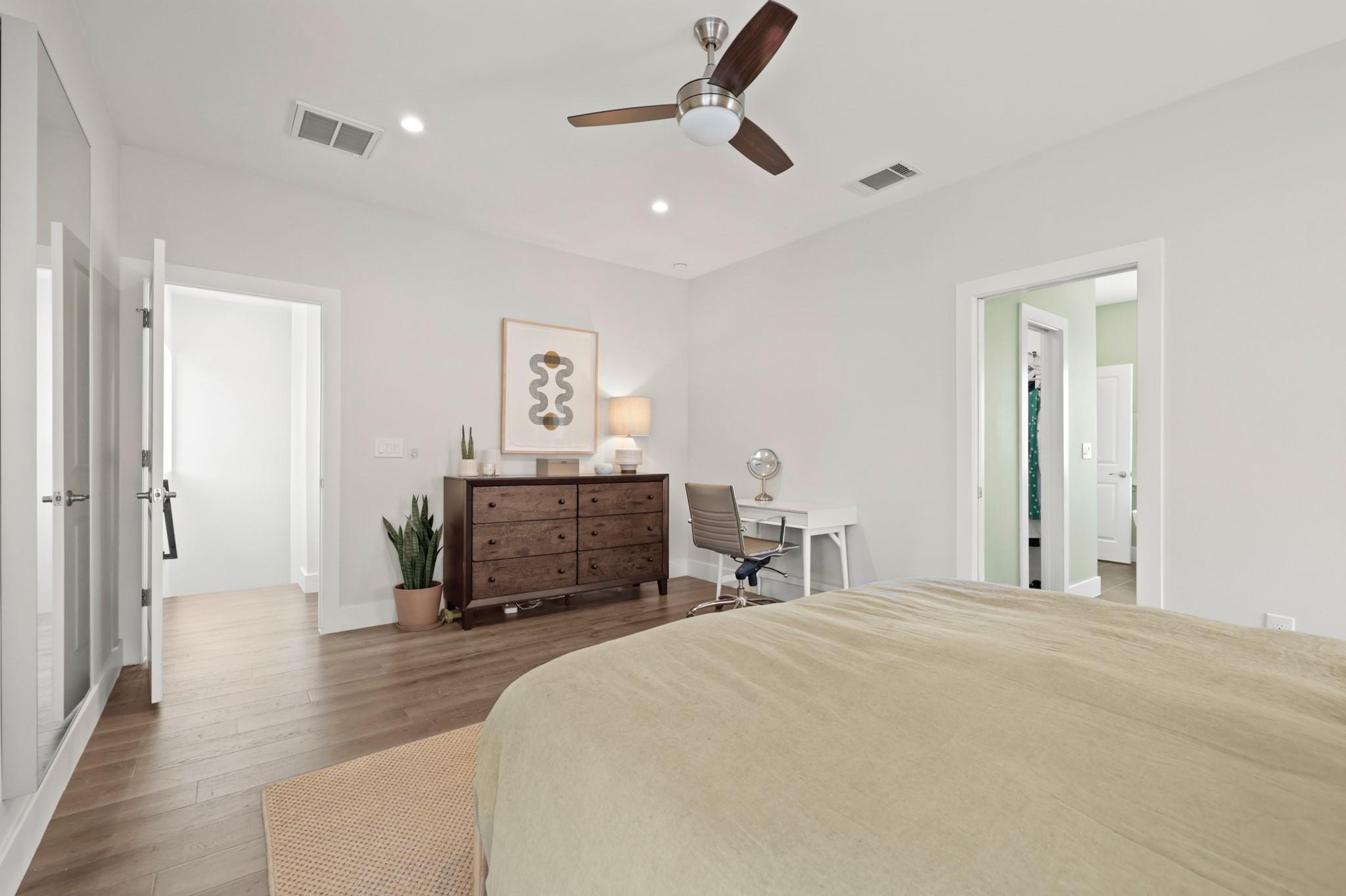 1102 1/2 Tillery St # 1, Austin, TX 78702