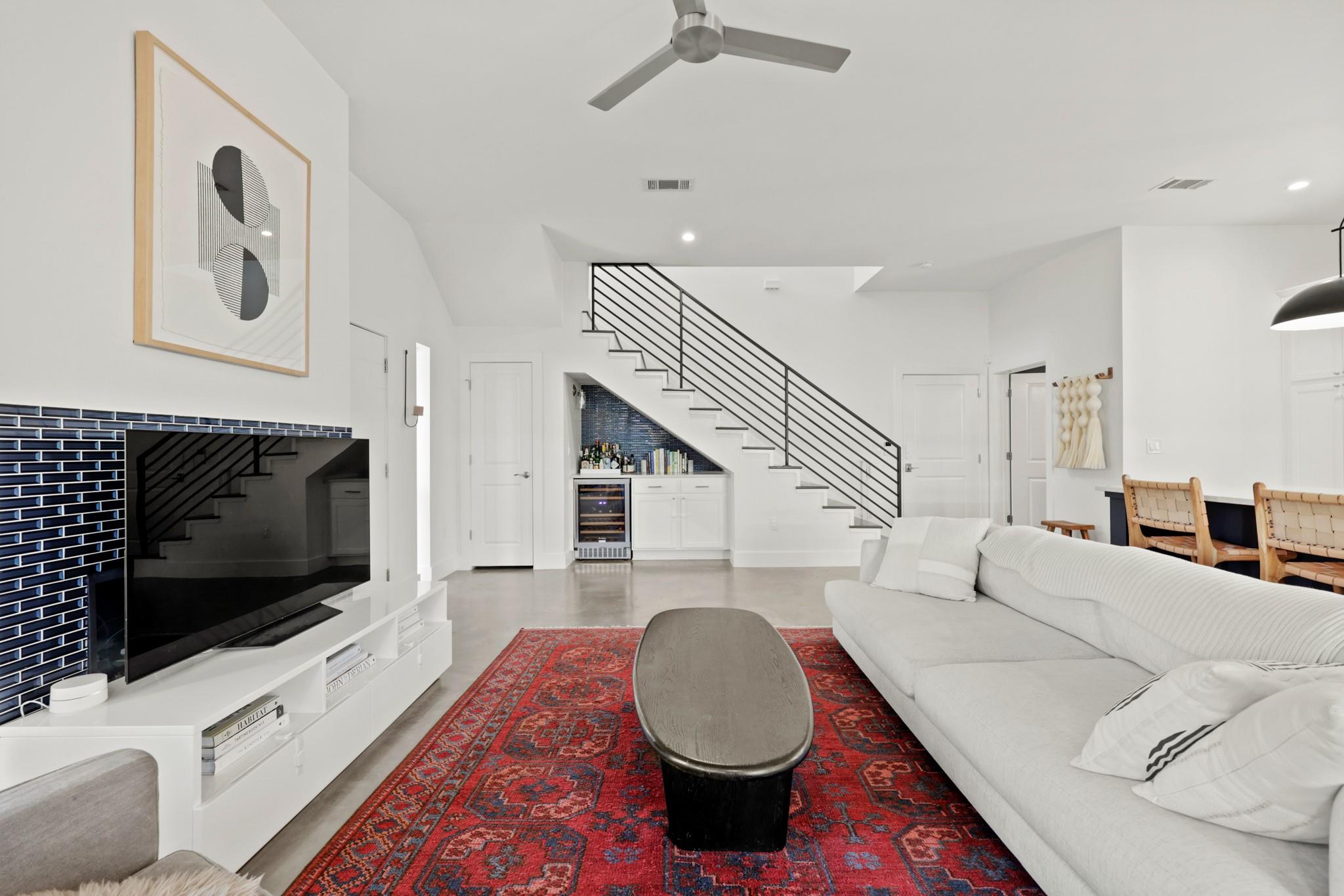 1102 1/2 Tillery St # 1, Austin, TX 78702