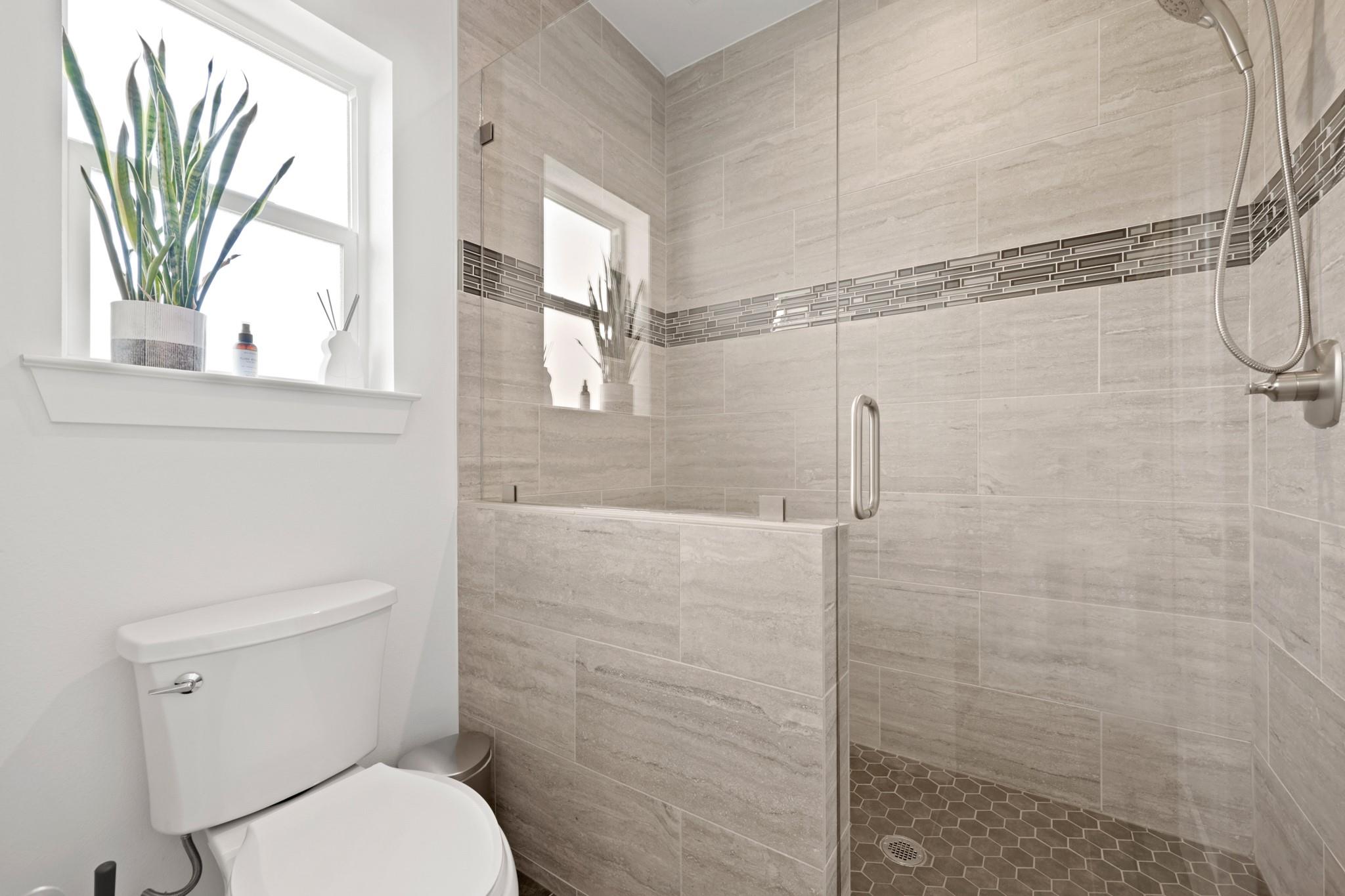 1102 1/2 Tillery St # 1, Austin, TX 78702