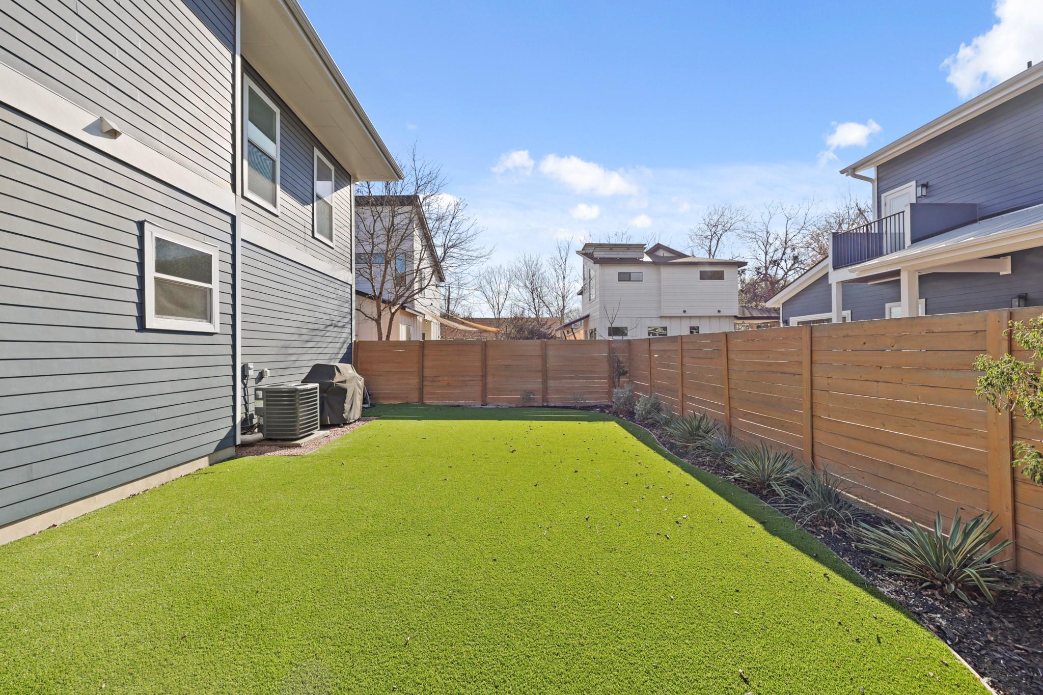 1102 1/2 Tillery St # 1, Austin, TX 78702