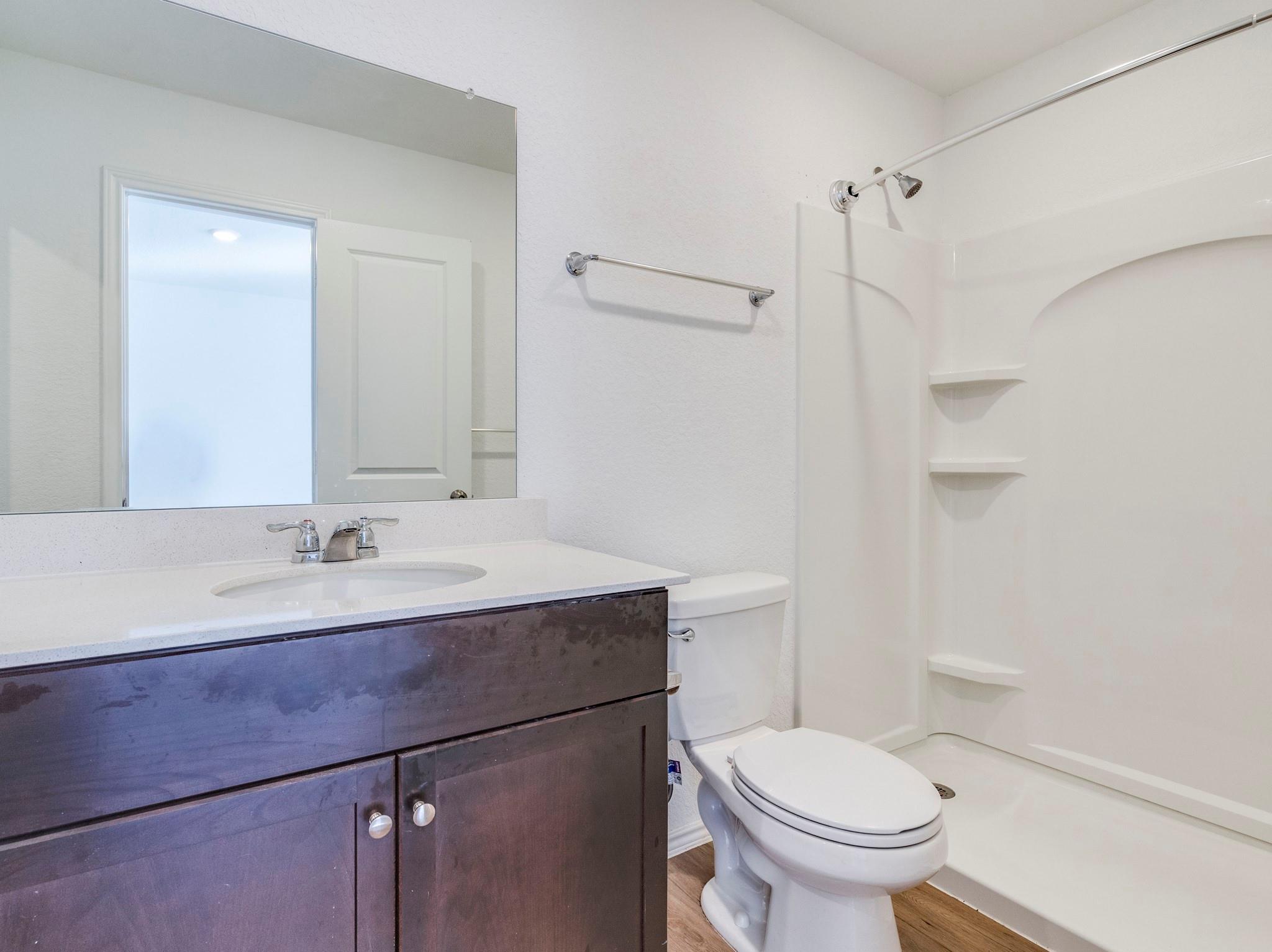 41 Trinity Cir, Lockhart, TX 78644