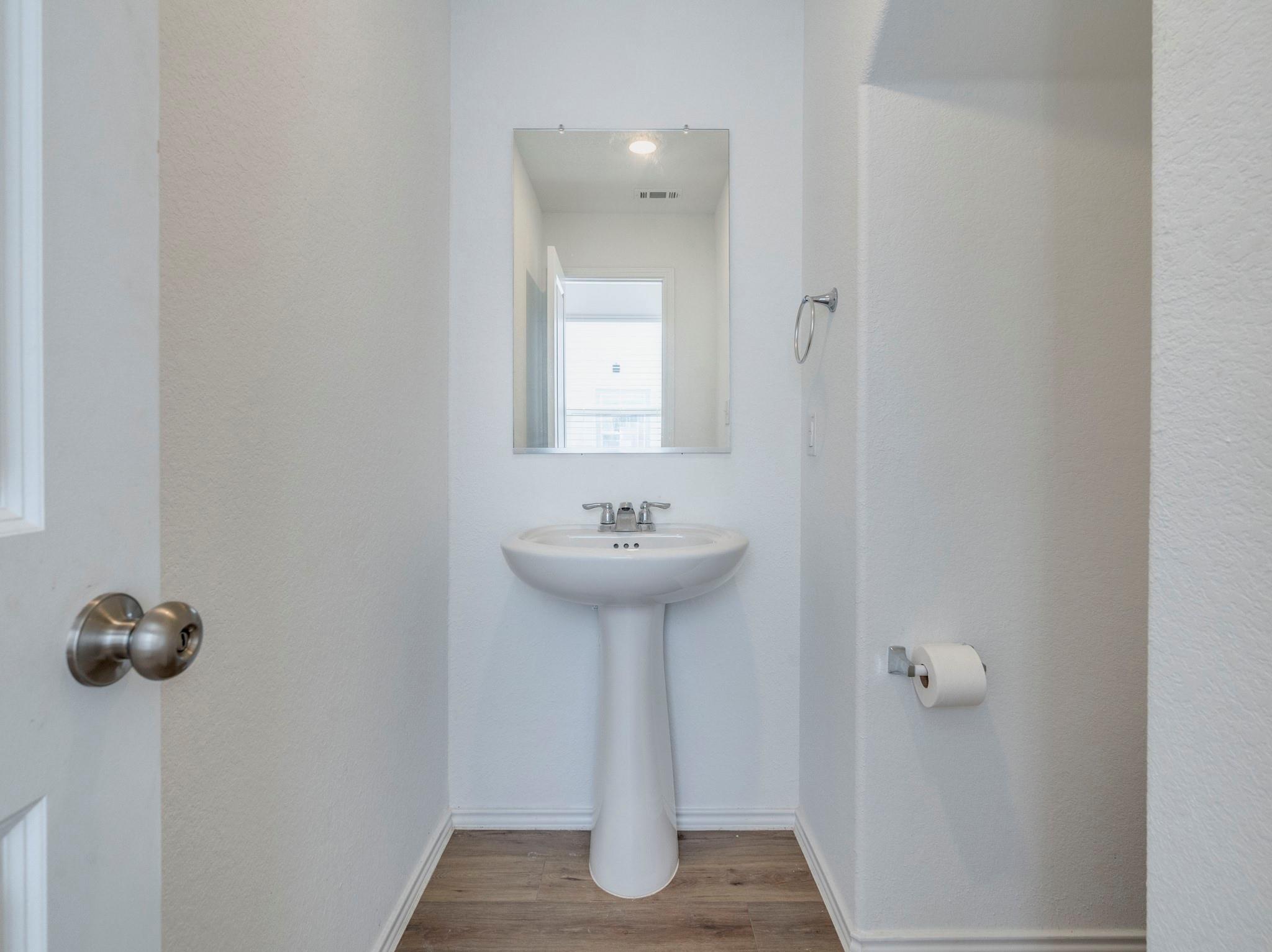 41 Trinity Cir, Lockhart, TX 78644