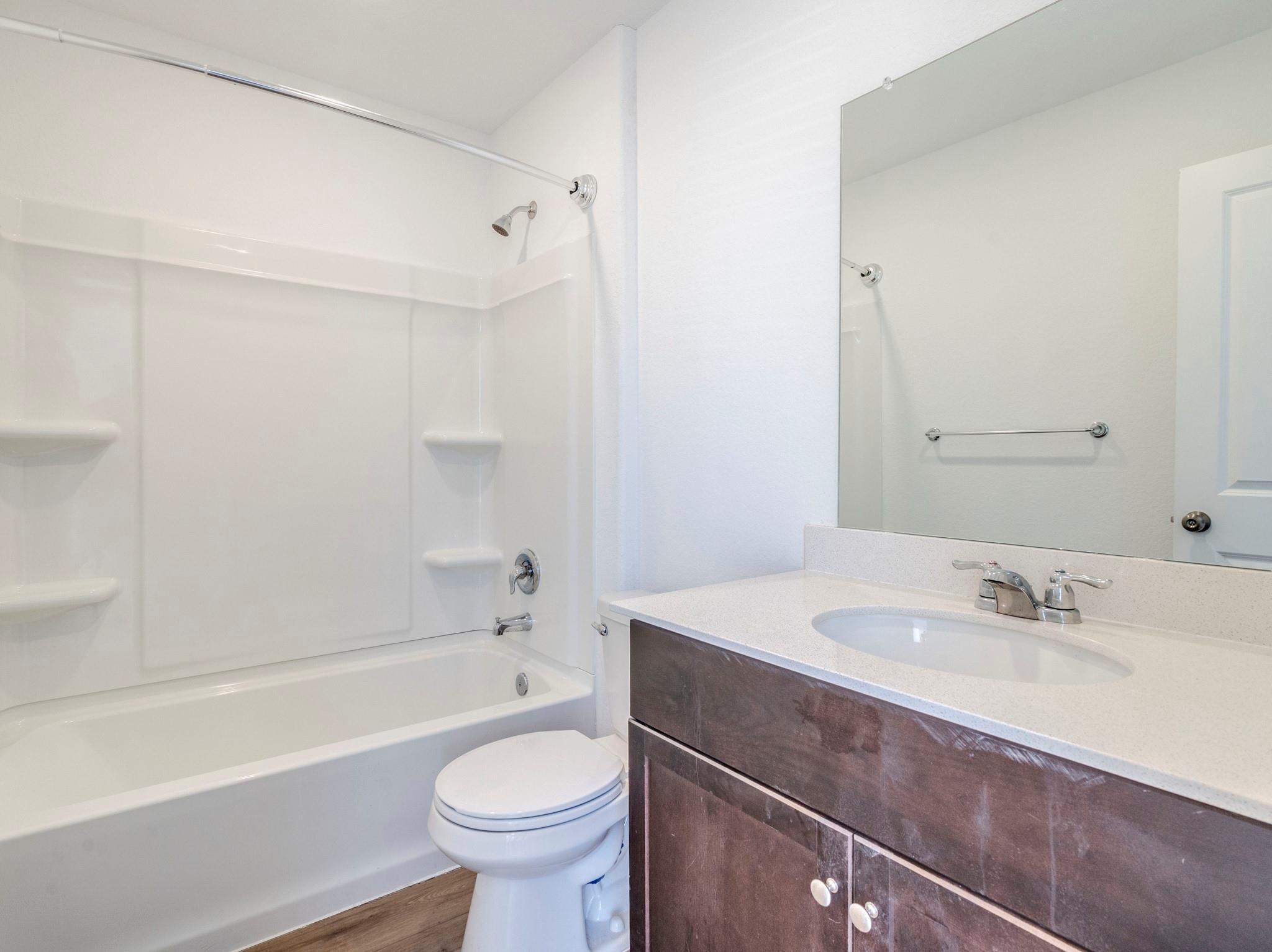 41 Trinity Cir, Lockhart, TX 78644